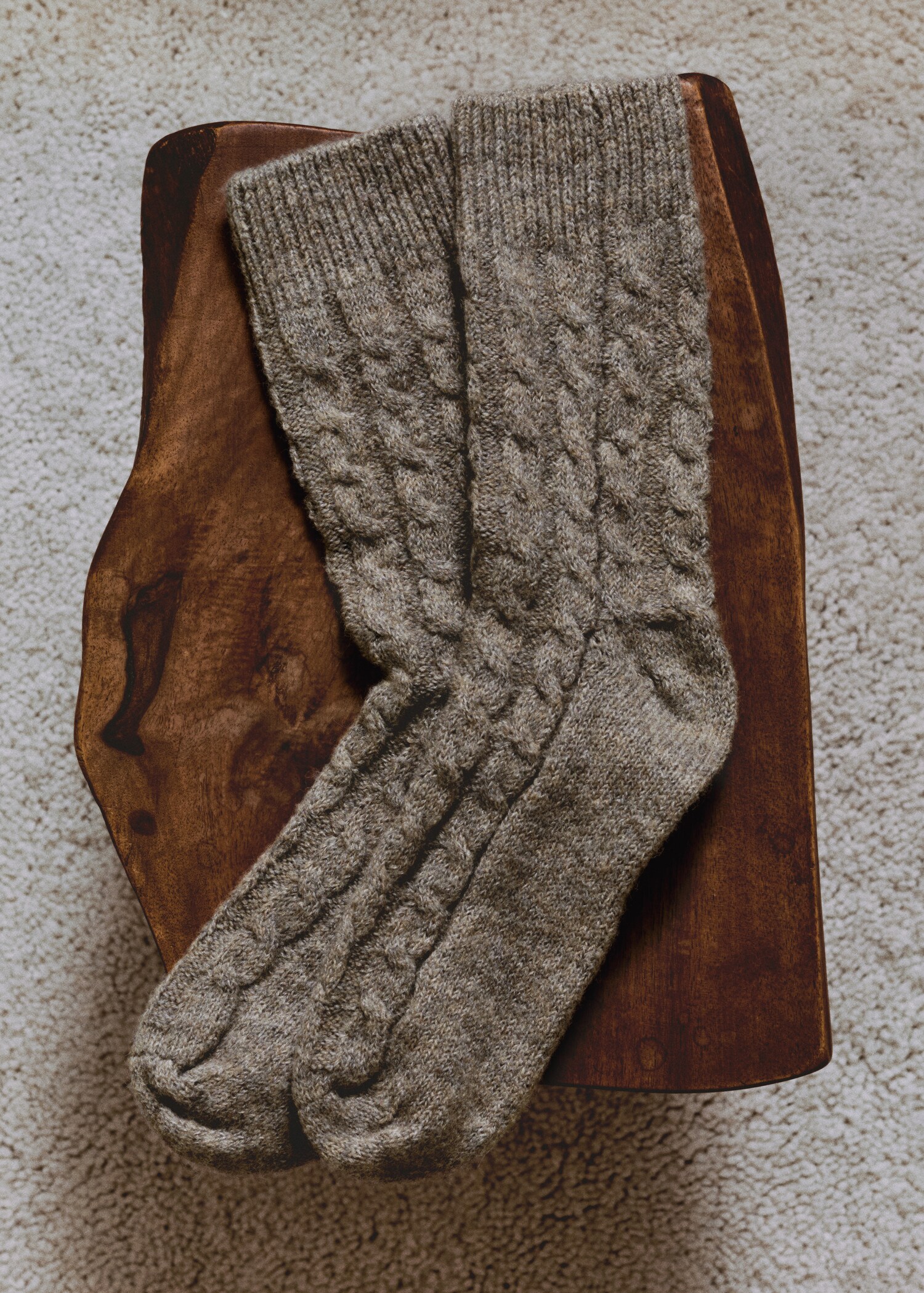 Chunky-knitted braided socks - Details of the article 6