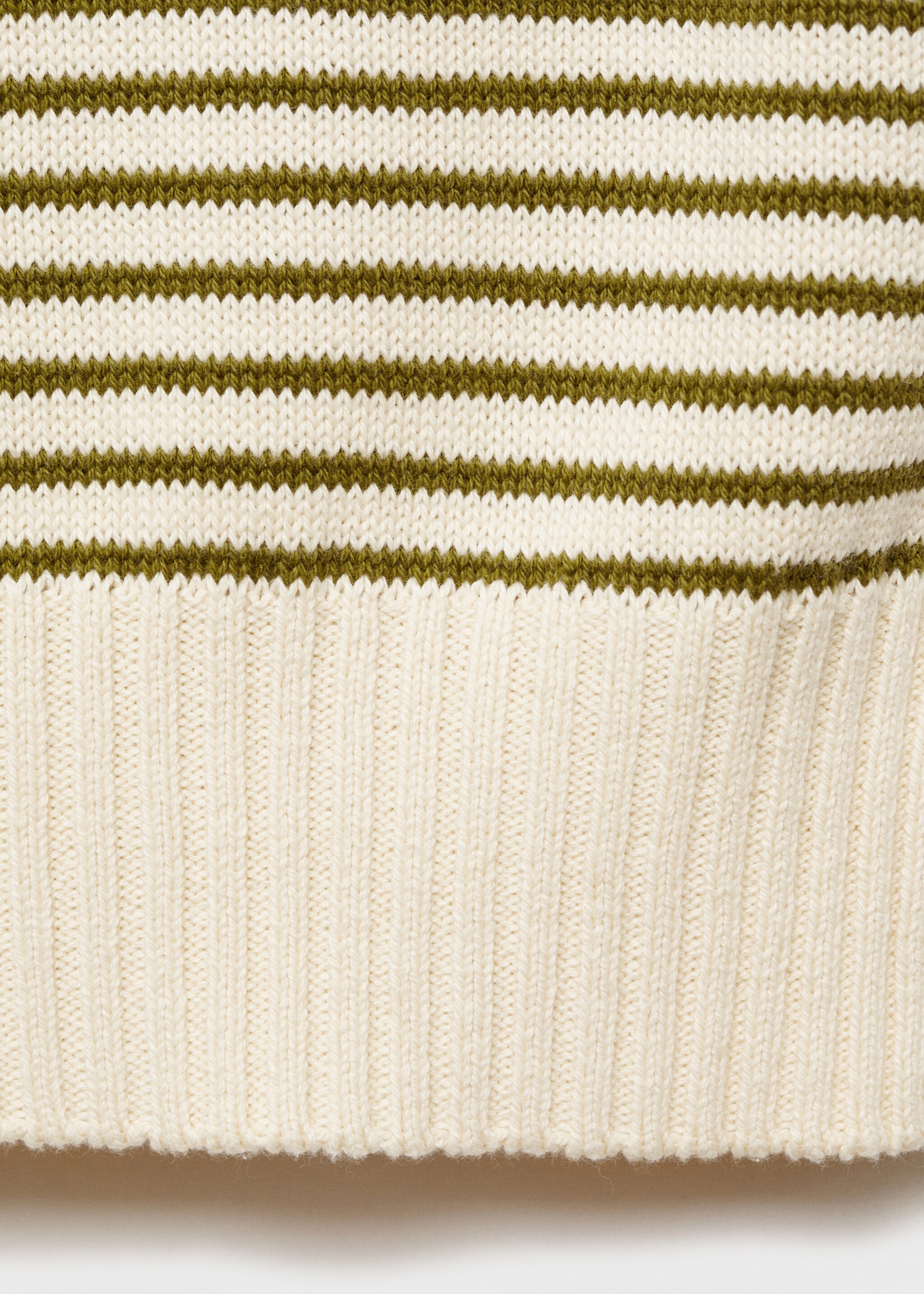 Striped knitted gilet - Details of the article 0, Ecru. Ref: 77097643-00.