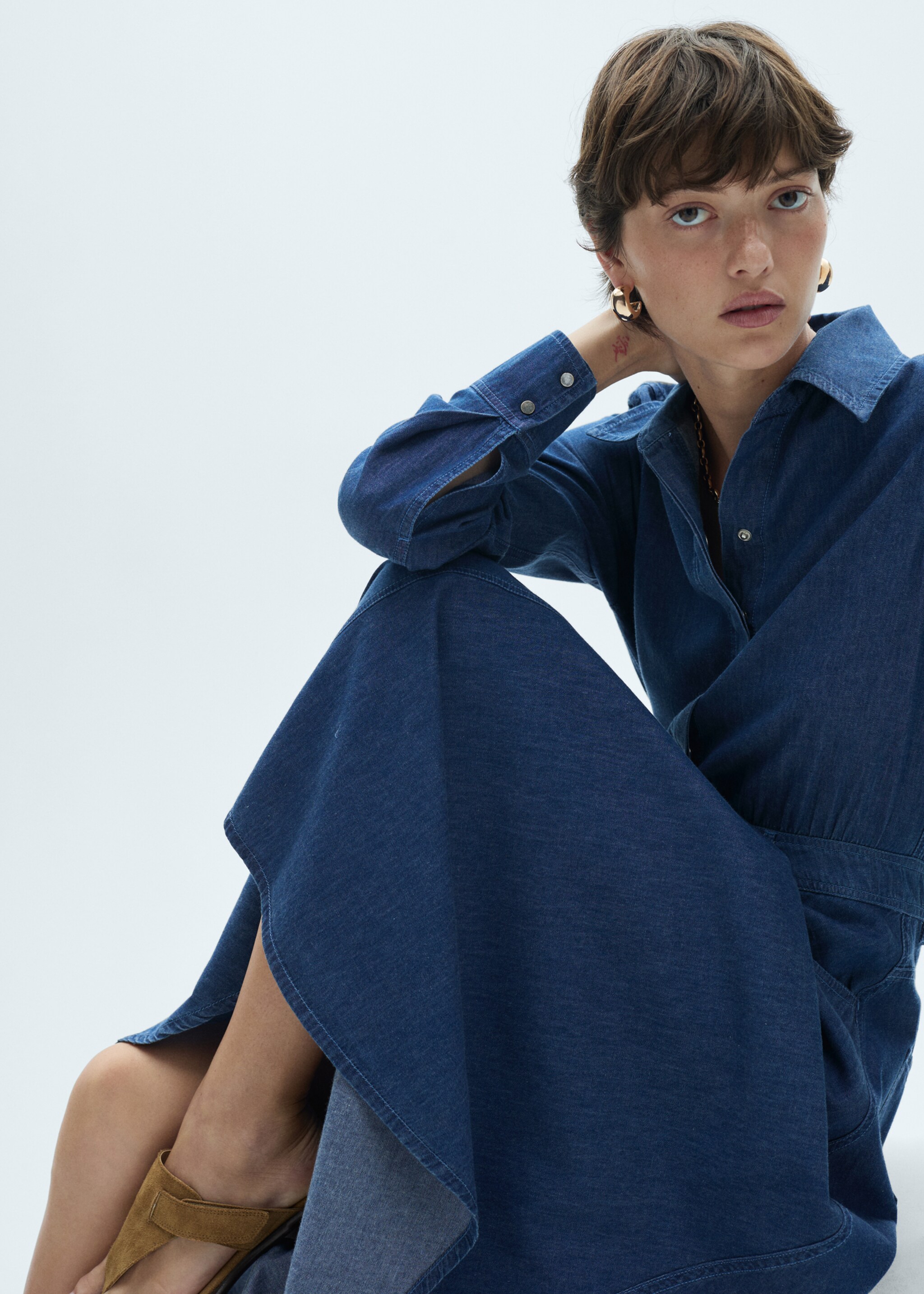 Robe chemise jean - Détail de l'article 2, Bleu foncé. Ref: 77097645-00.