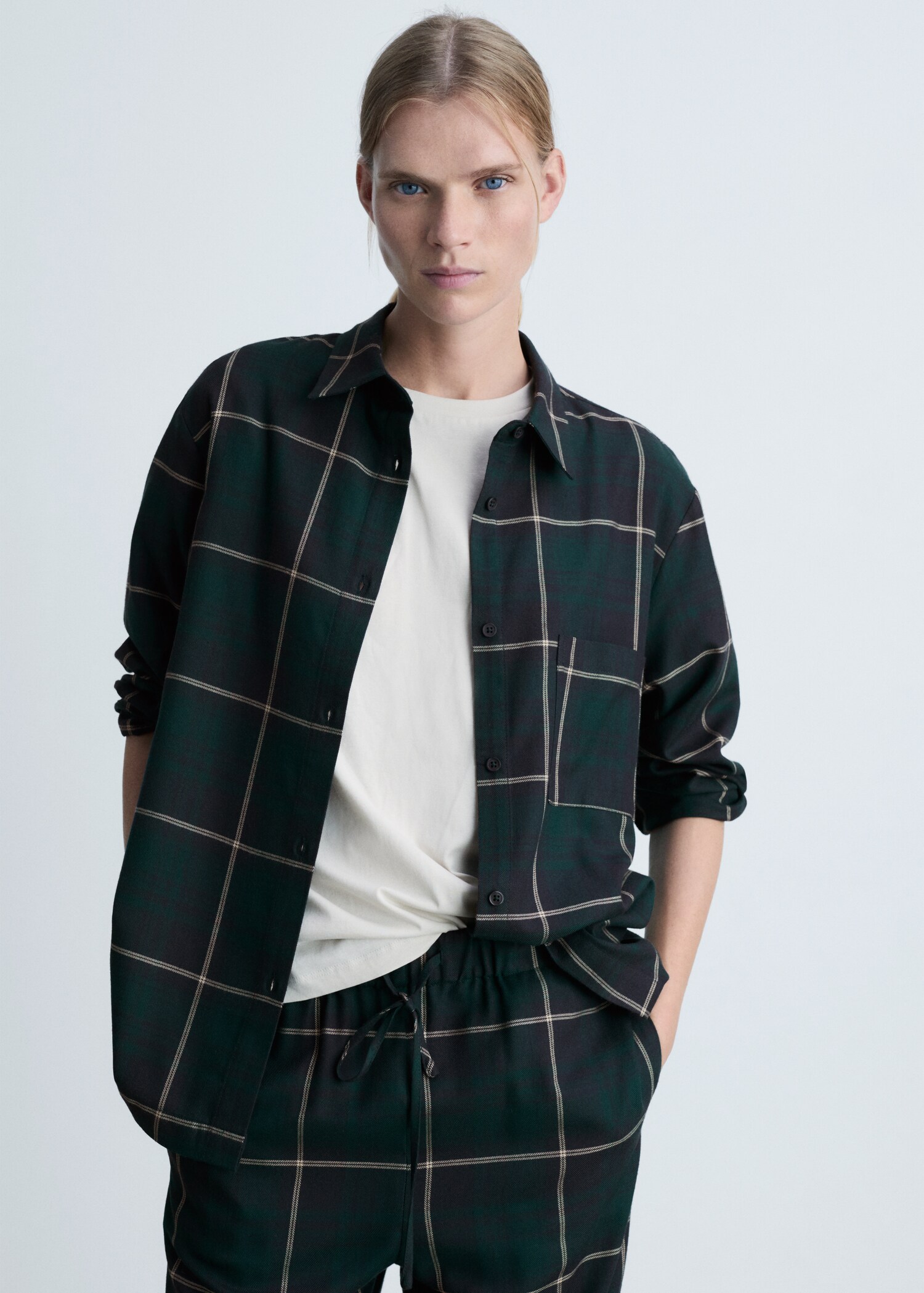 Straight checked trousers - Details of the article 1