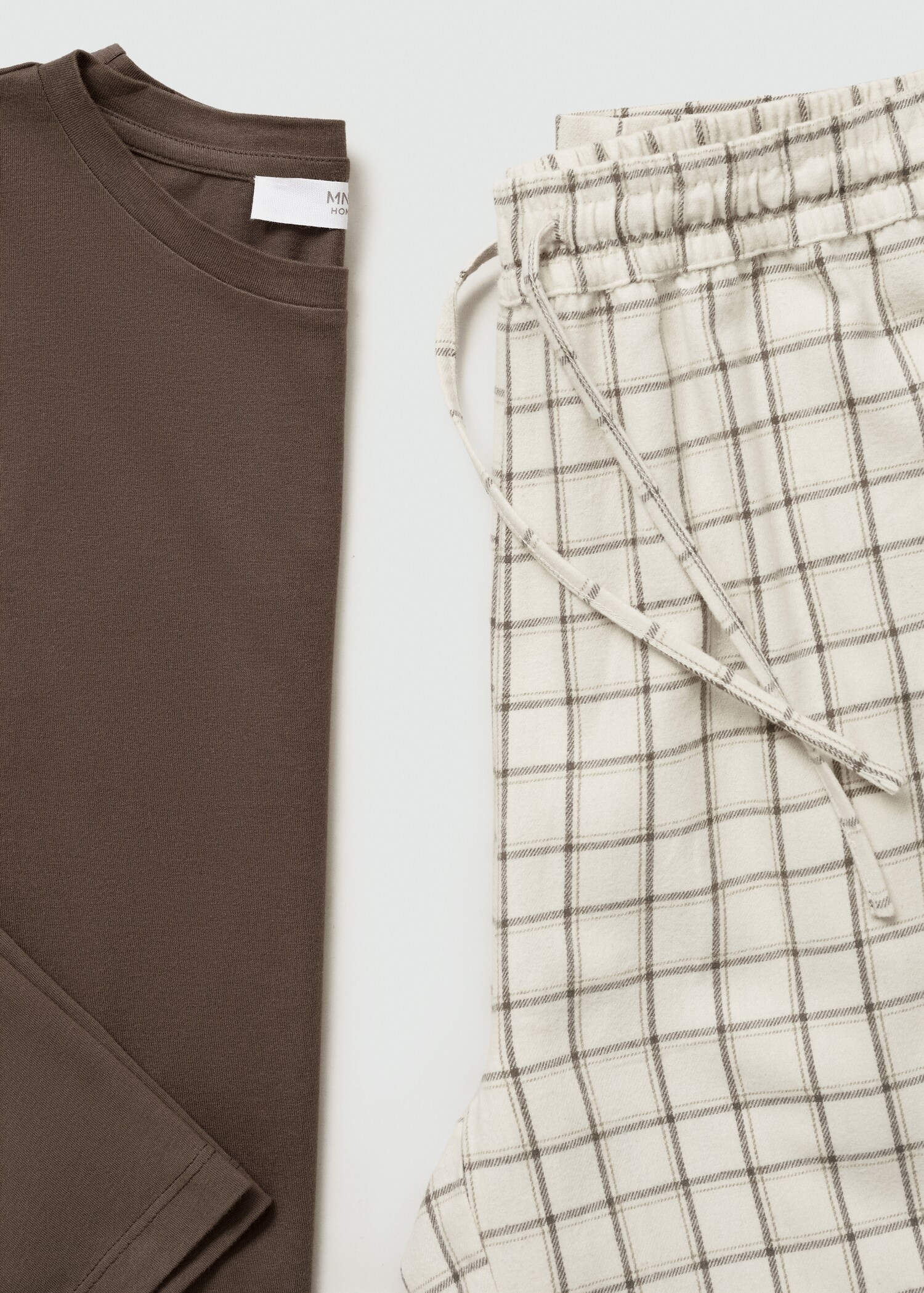 Two-piece flannel pyjamas - Details of the article 8