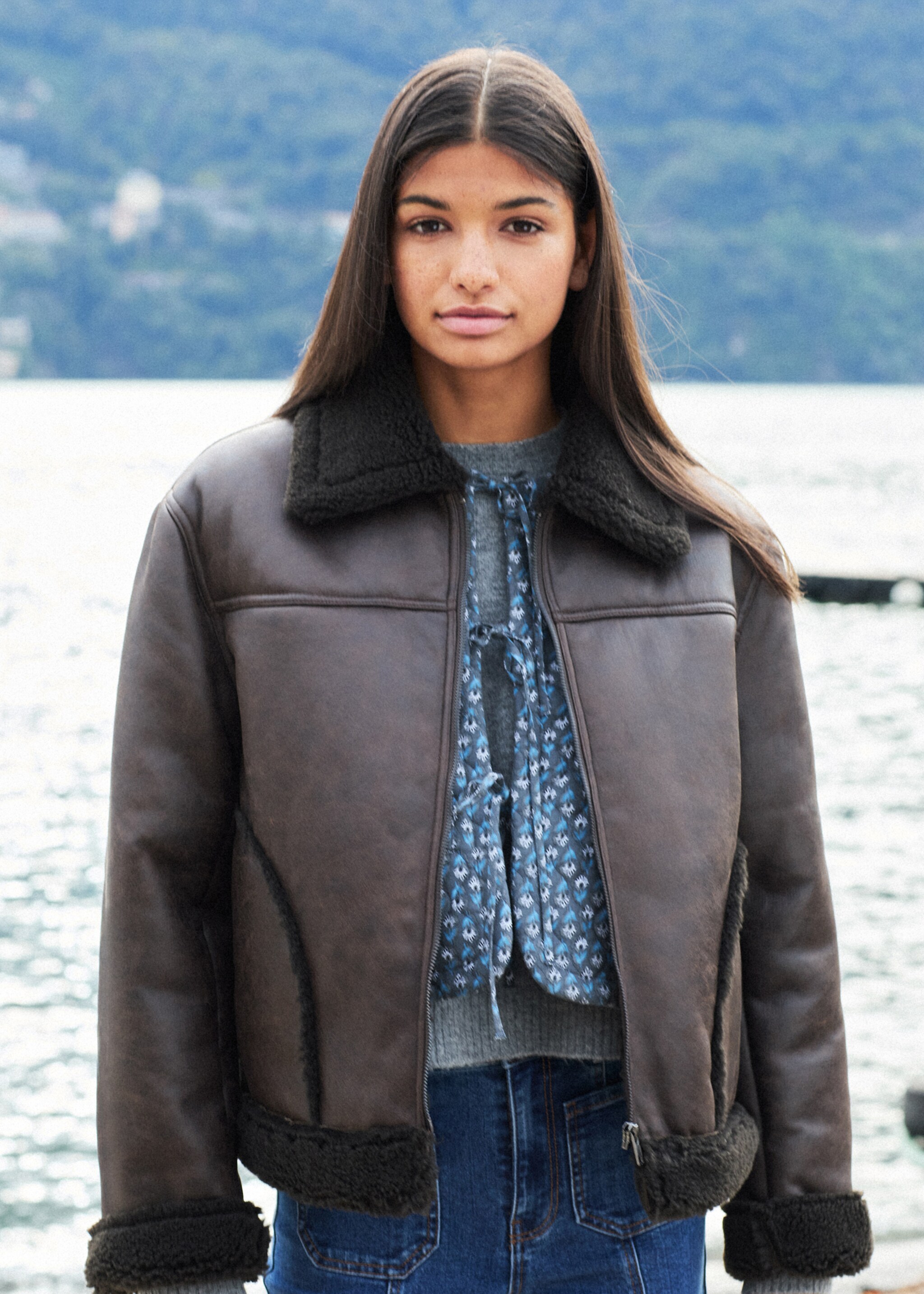 Blouson simili-cuir imitation mouton retourné - Détail de l'article 5, Marron. Ref: 77097668-00.
