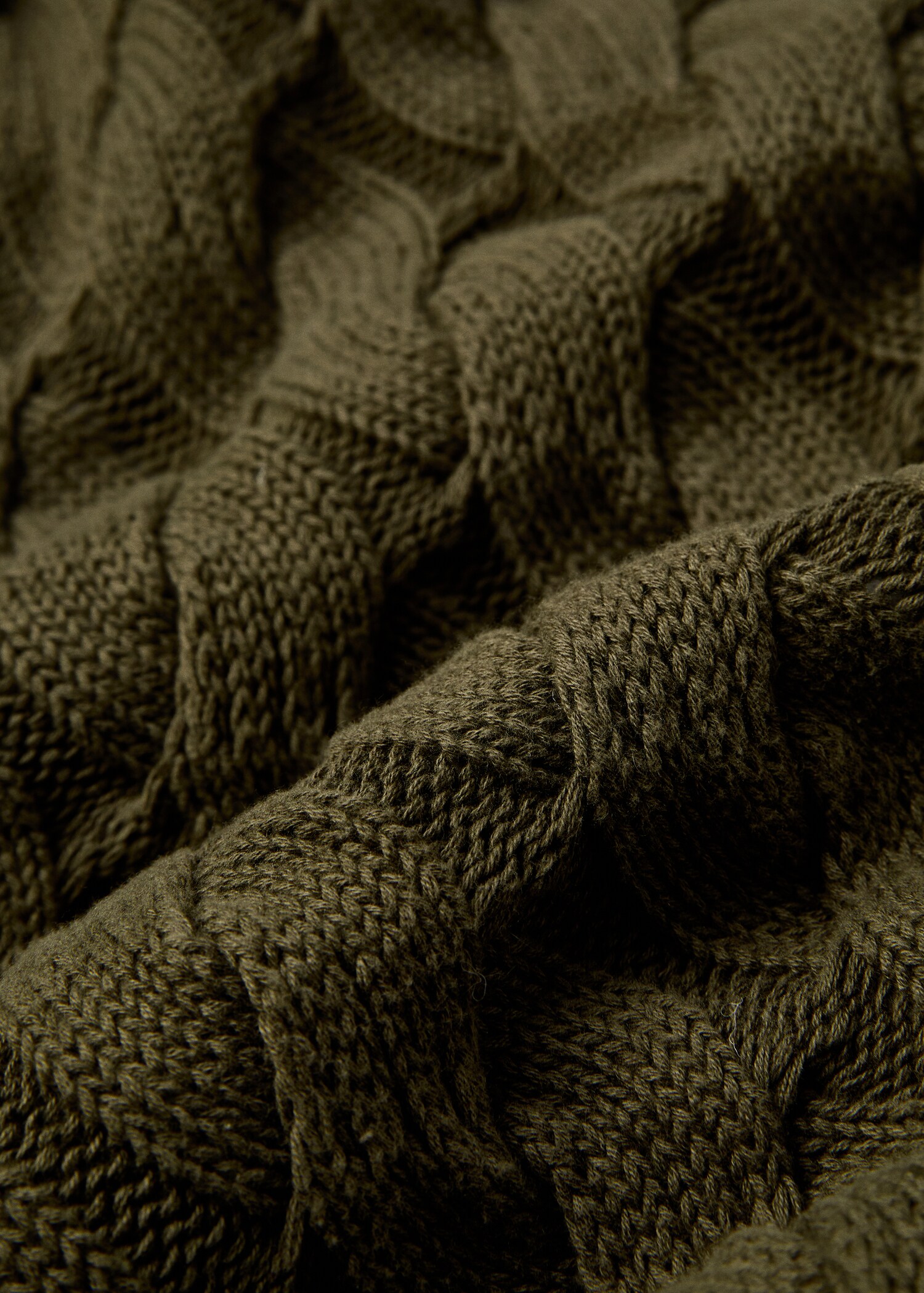 Braided-design blanket 130x180cm - Details of the article 1