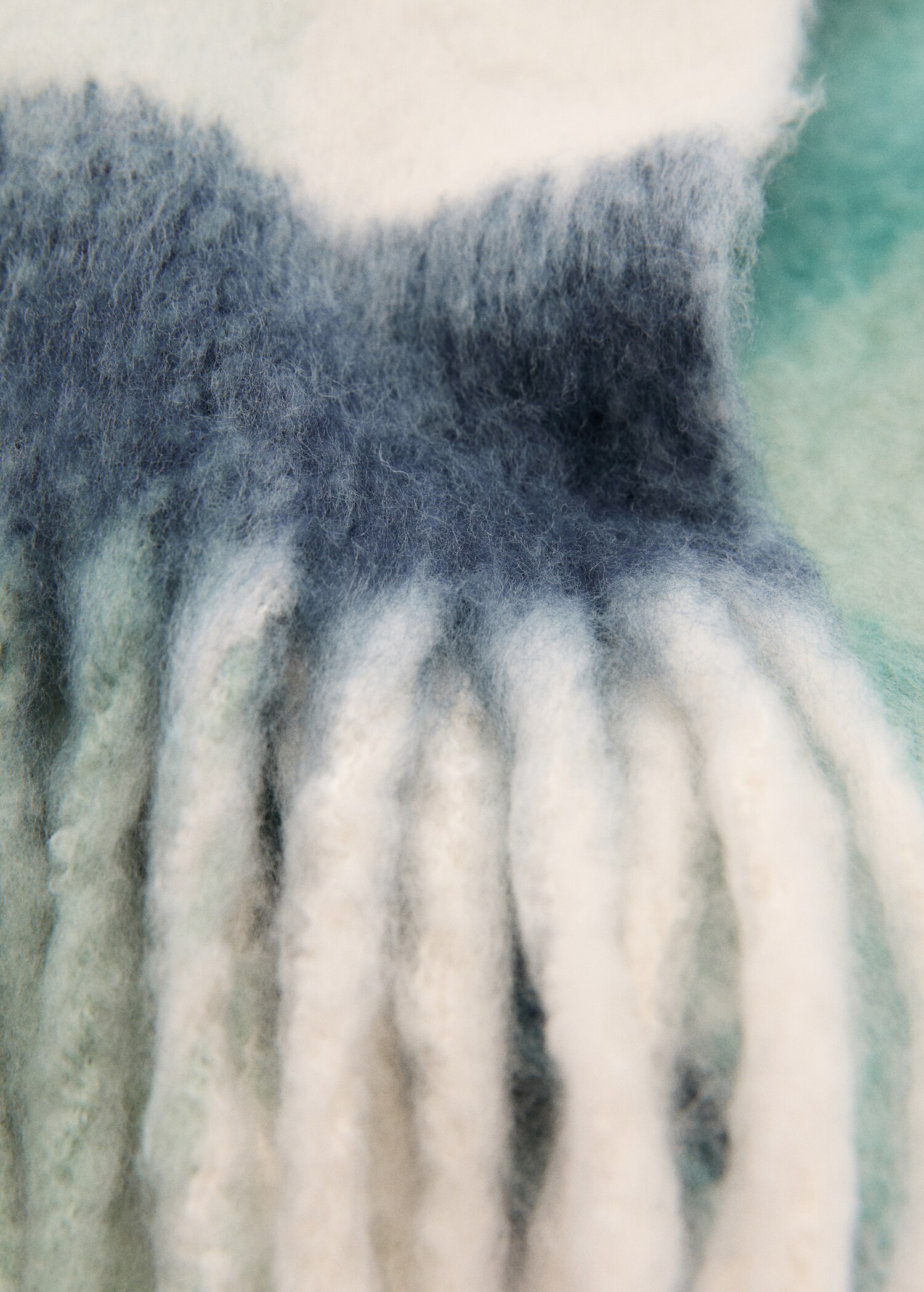 Tricolour striped scarf - Medium plane