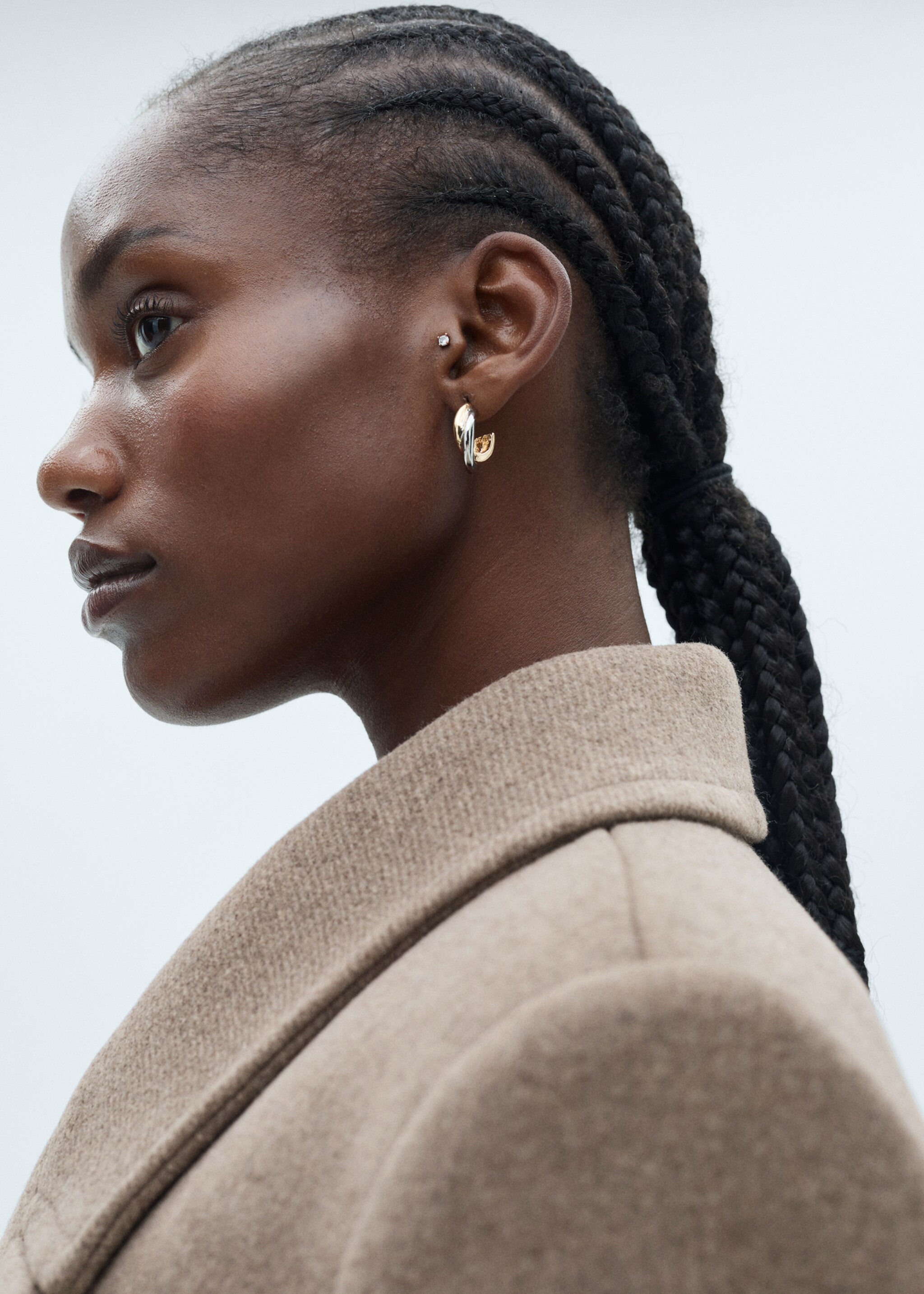 Wool coat with lapels - Details of the article 4, Medium Brown. Ref: 77097683-00.