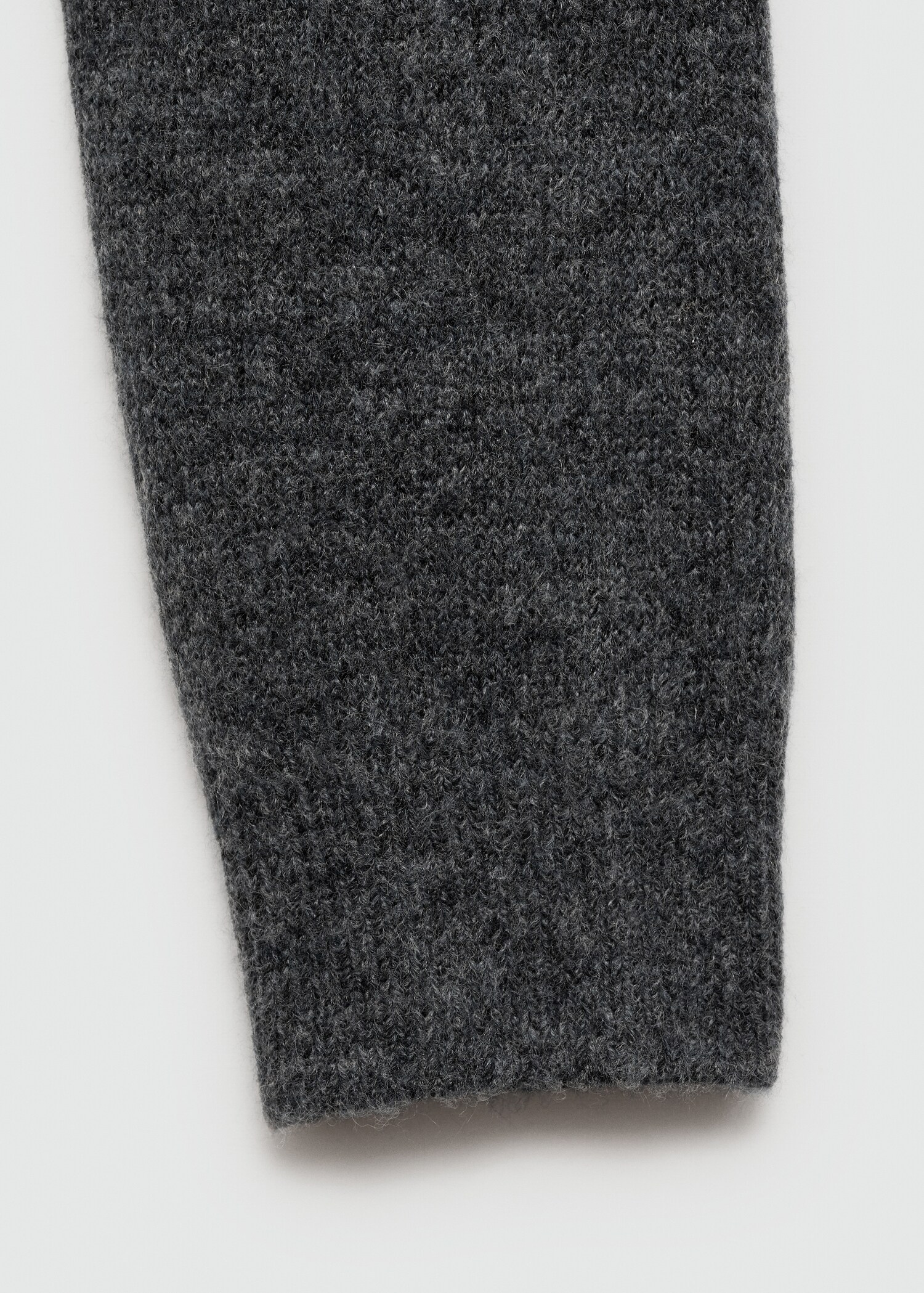 Úpletový kardigan se štrasovými knoflíky - Detail zboží 0