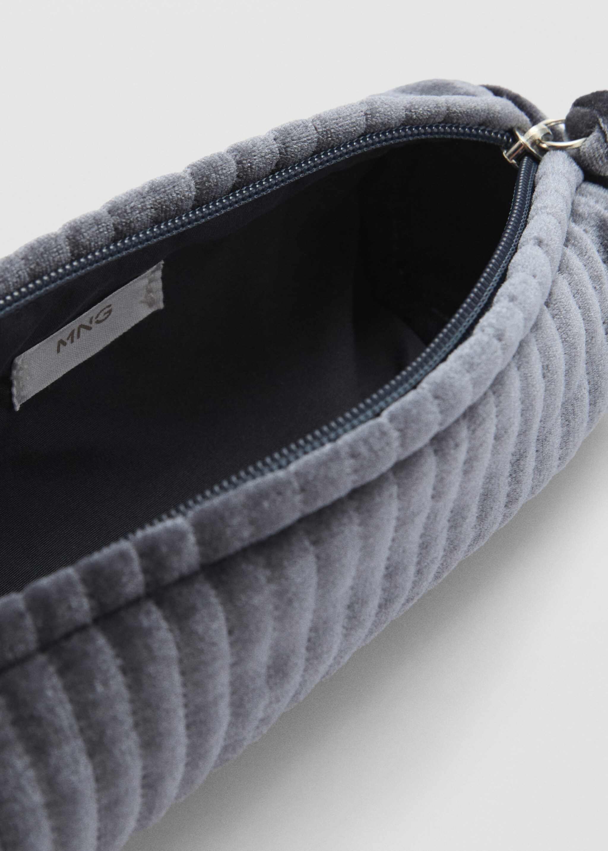 Velvet case - Details of the article 1