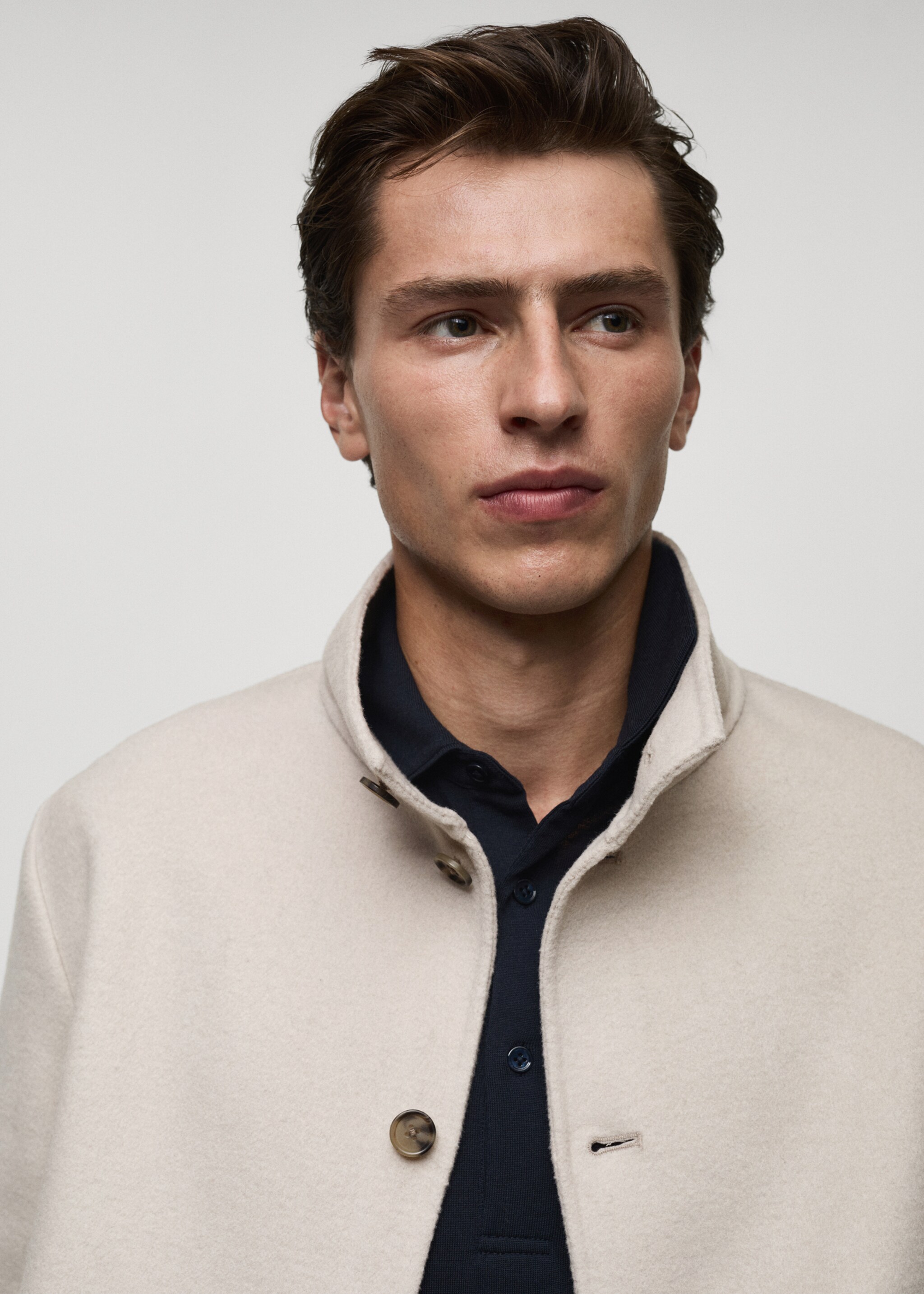 Chaqueta lana handmade cuello chimenea - Detalle del artículo 1, Crudo. Ref: 77097911-00.