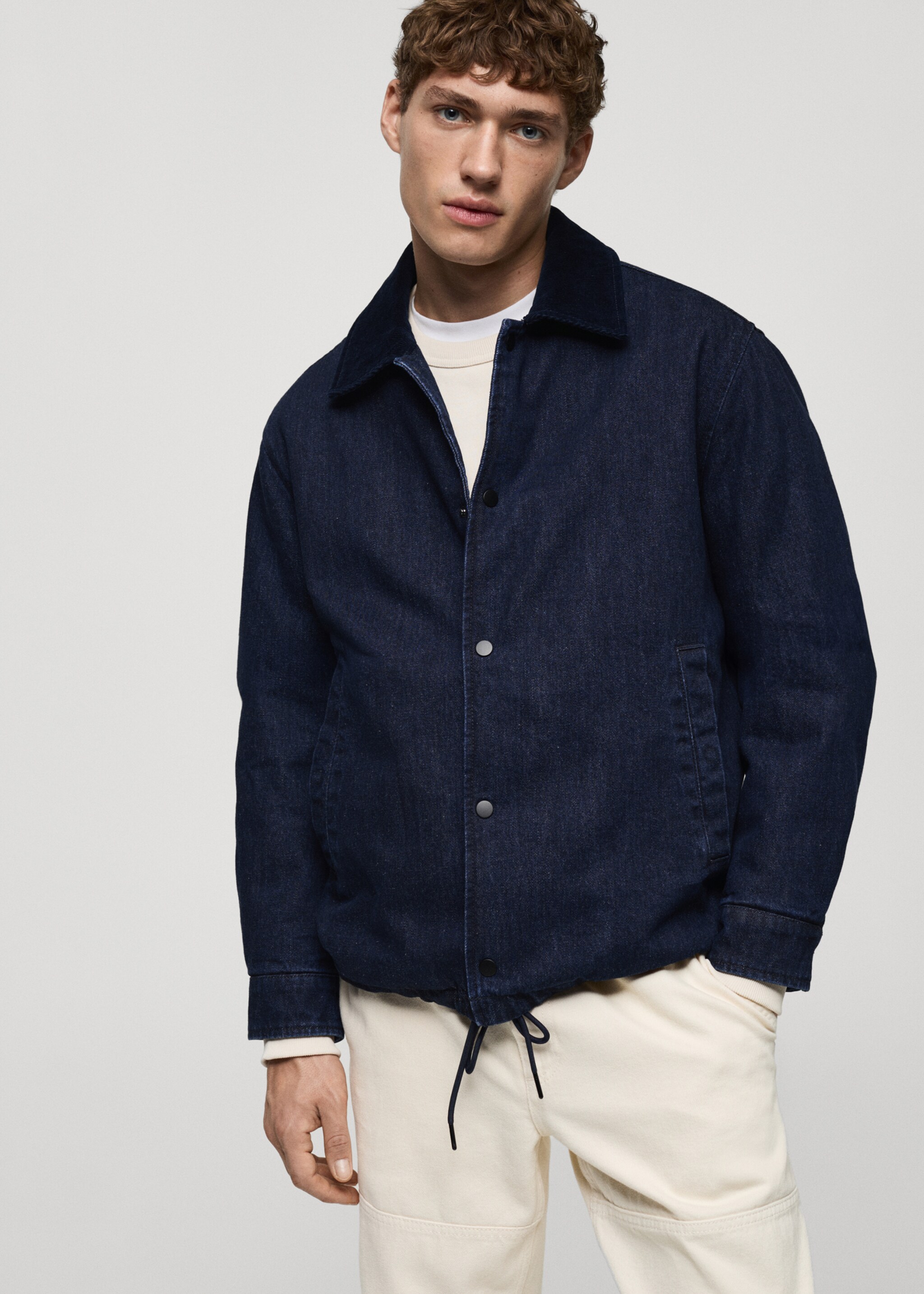 Corduroy collar denim jacket - Details of the article 6, Open Blue. Ref: 77097912-00.