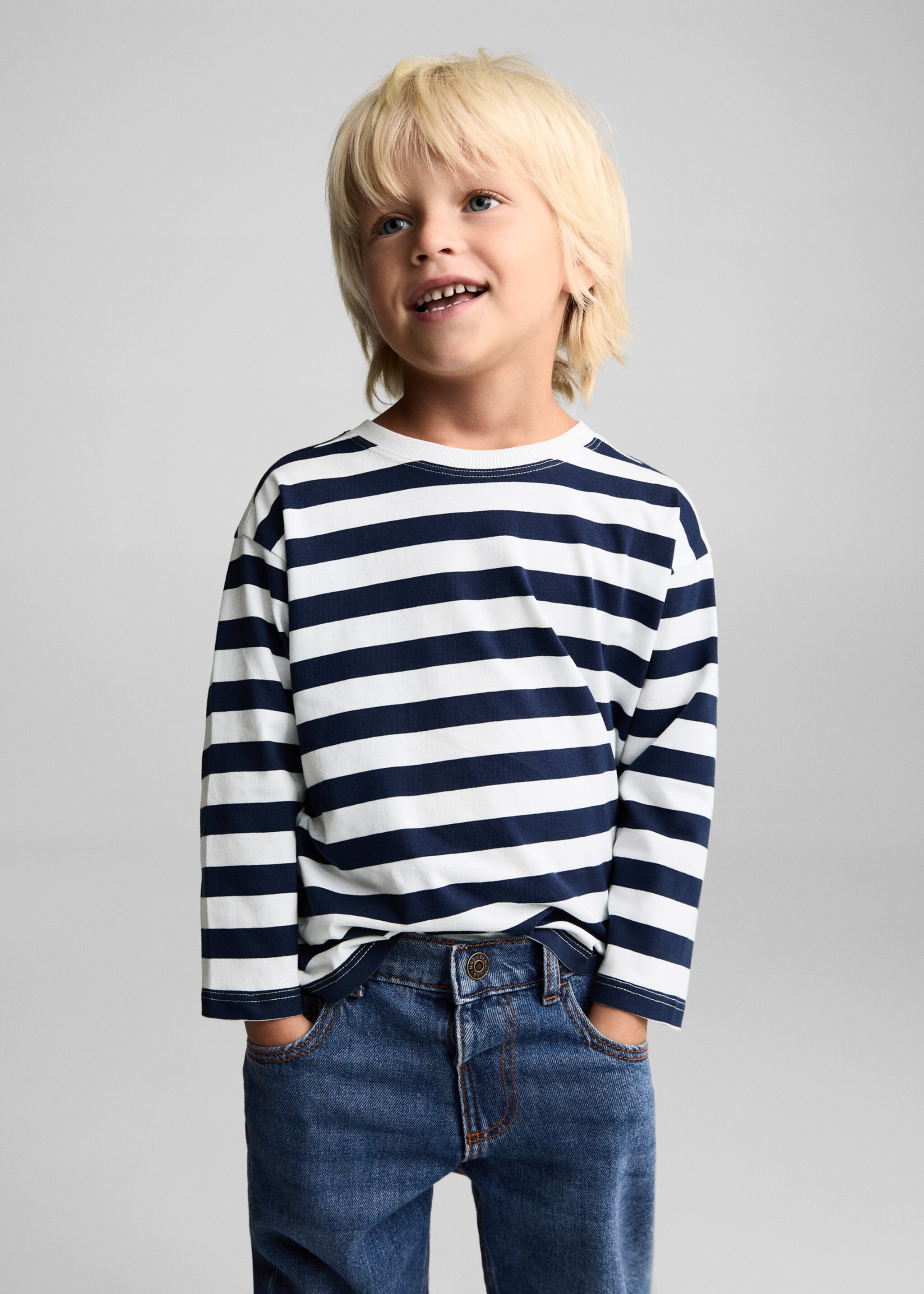 Jeans mit Tunnelzug - Mittlere Ansicht, Mittelblau. Ref: 77097926-00.