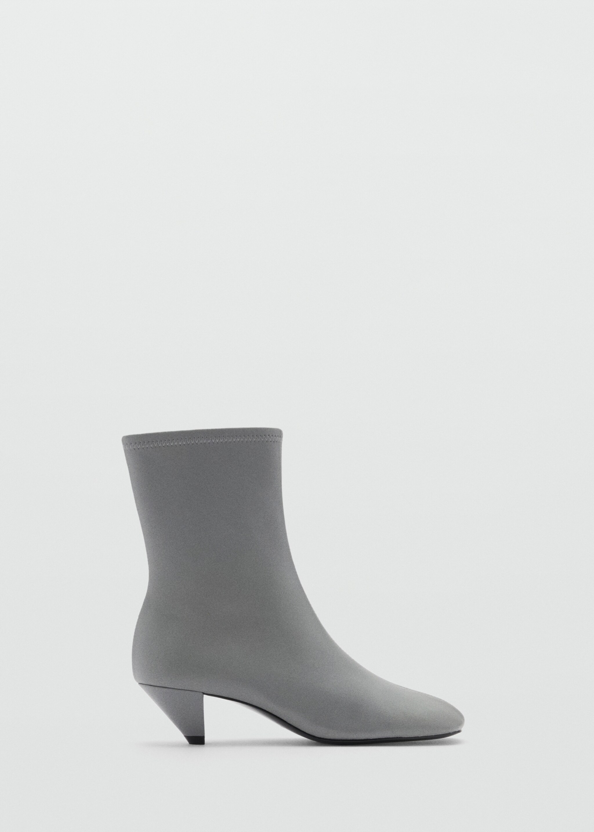 Botine din piele cu vârf pătrat - Articol fără model, Gri. Ref: 77097929-00.