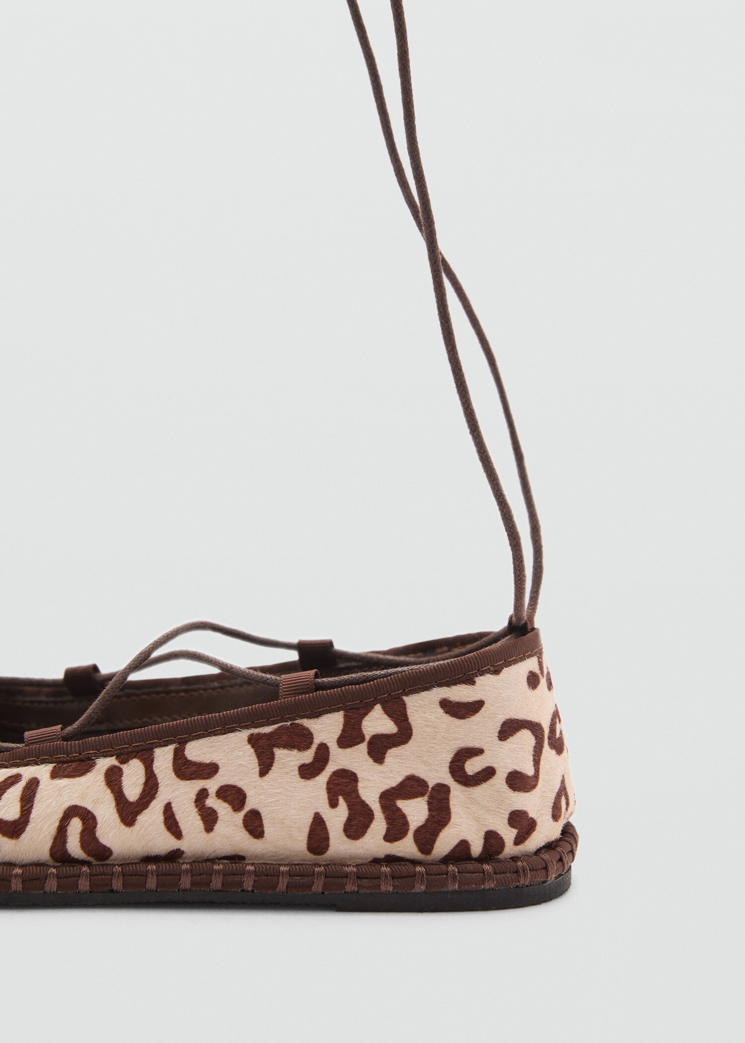 Balerini din piele leopard - Detaliu al articolului 1