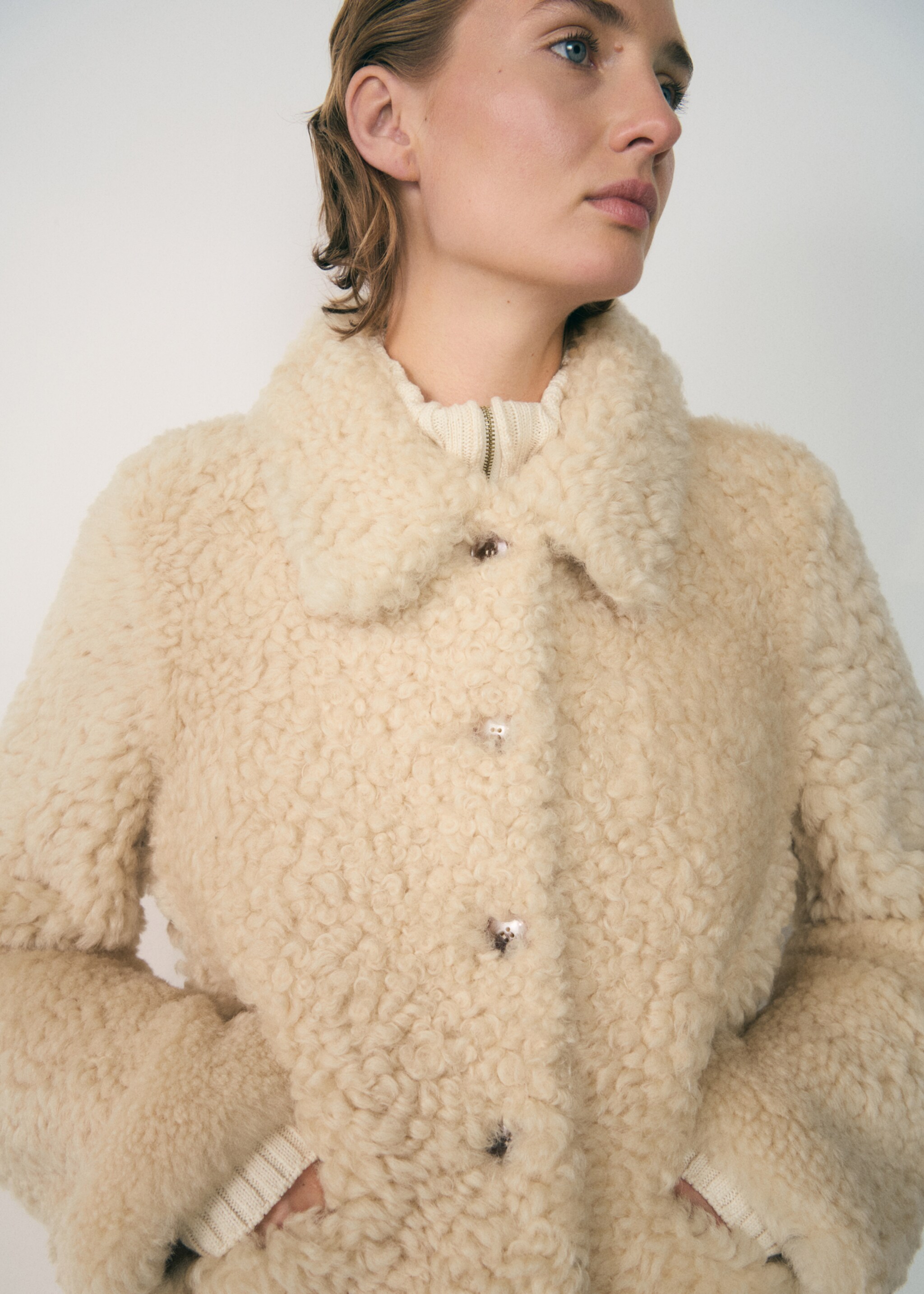 Shearling leather coat - Medium plane, Ecru. Ref: 77097936-00.