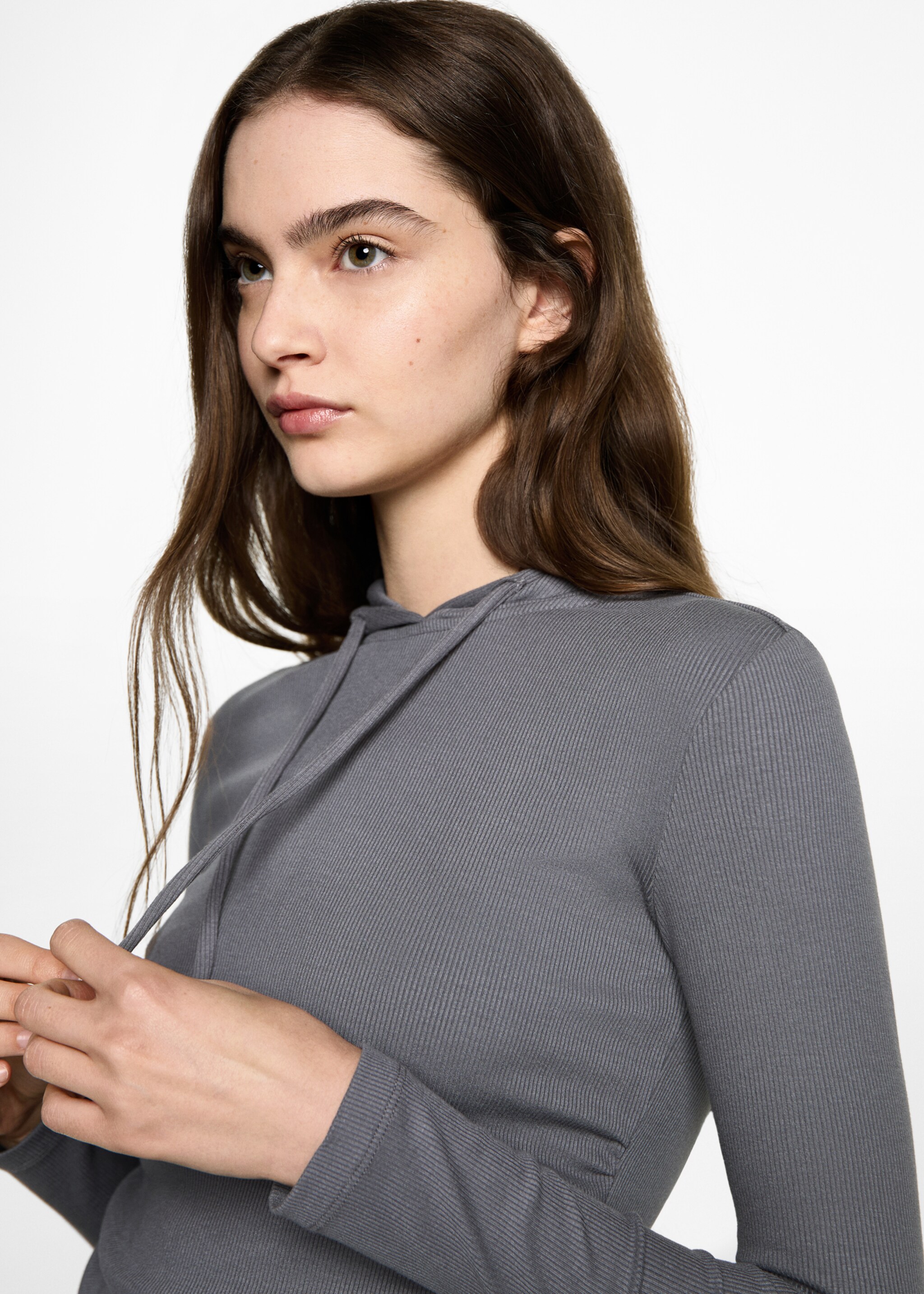 Ribbad huvtröja - Detaljer om artikeln 1, Kol. Ref: 77098271-00.