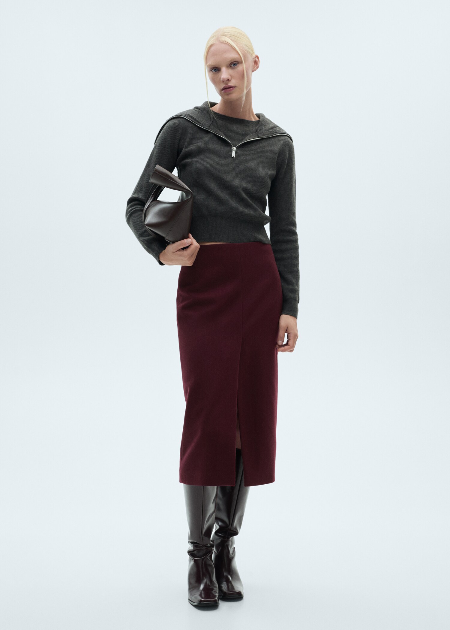 Wool skirt with slit - Details of the article 2