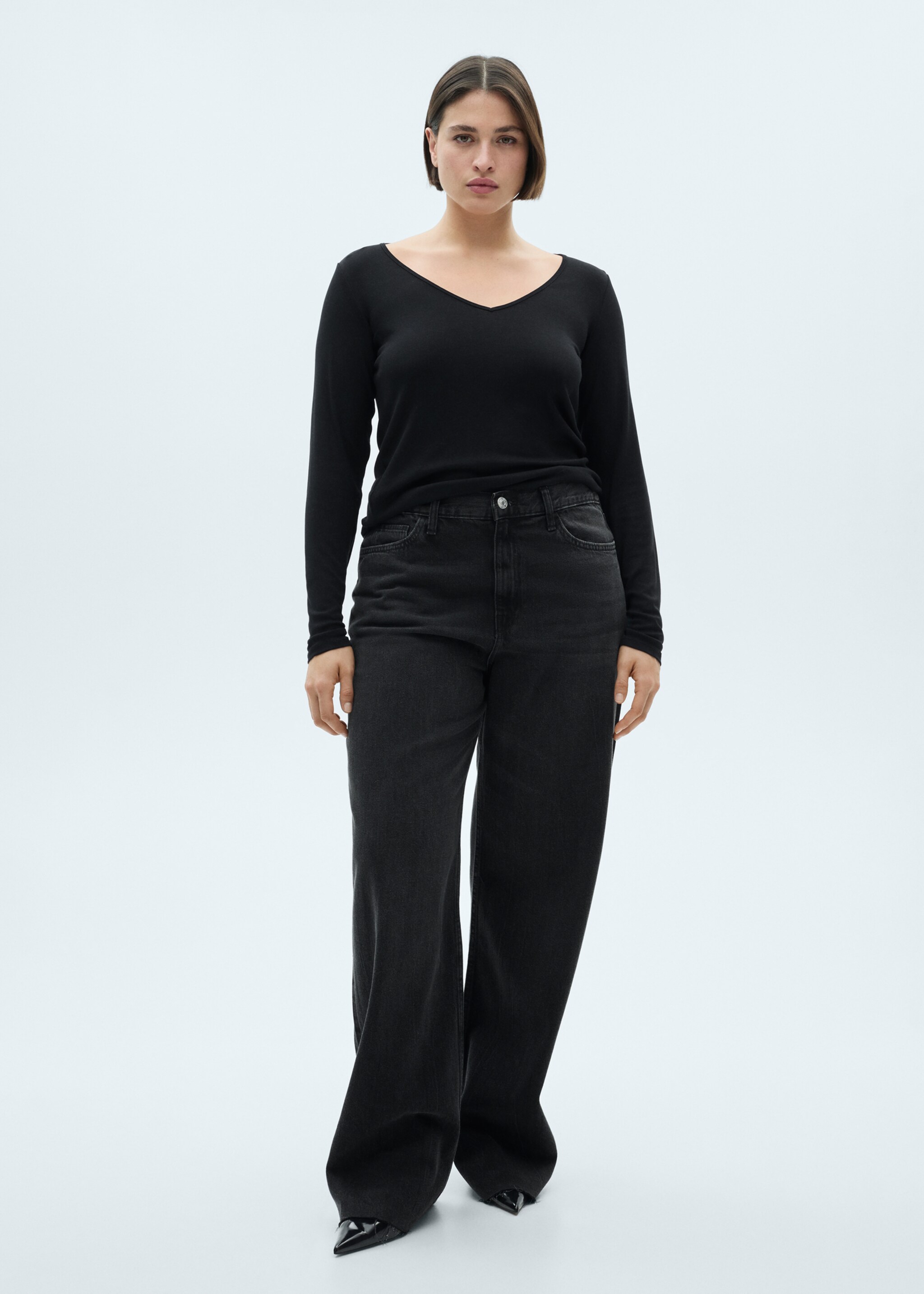 Camiseta manga larga cuello pico - Detalle del artículo 3, Negro. Ref: 77098284-00.