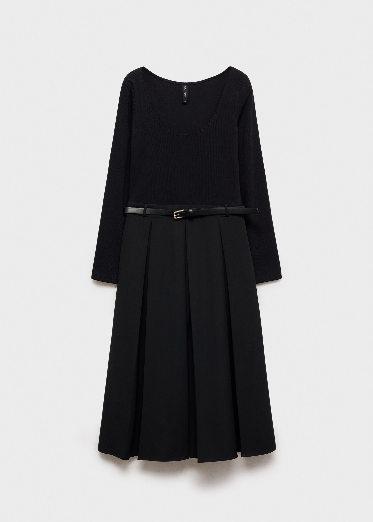 Kombiniertes Kleid mit Faltendetails und Gürtel - Artikel ohne Model