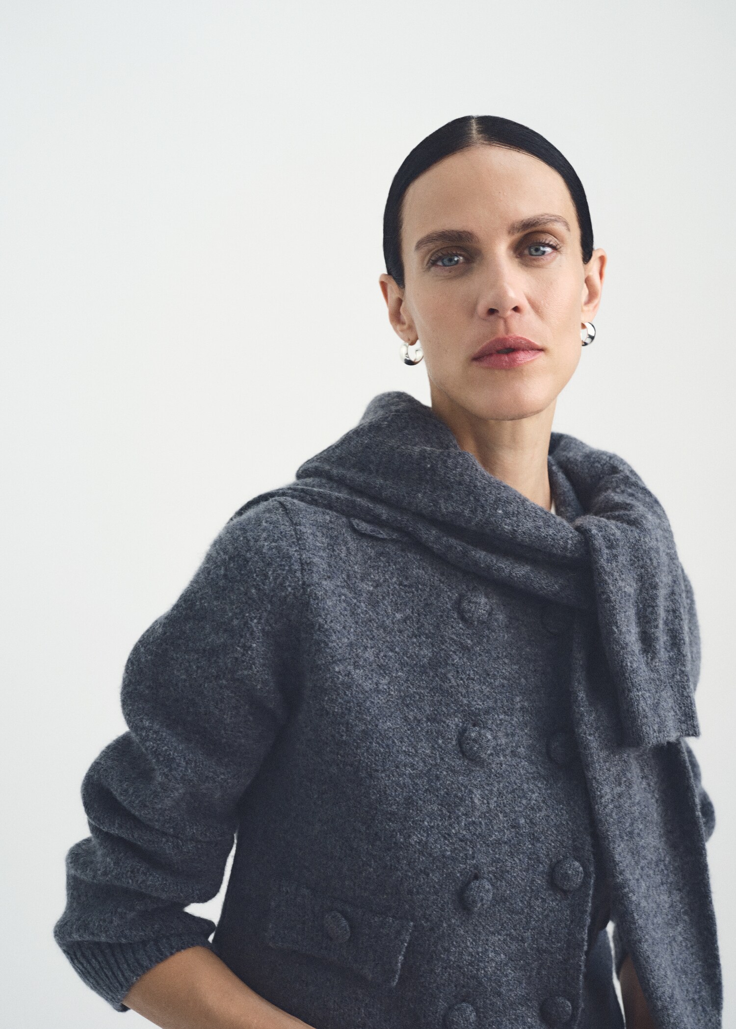 Double-breasted knitted jacket - Details of the article 6