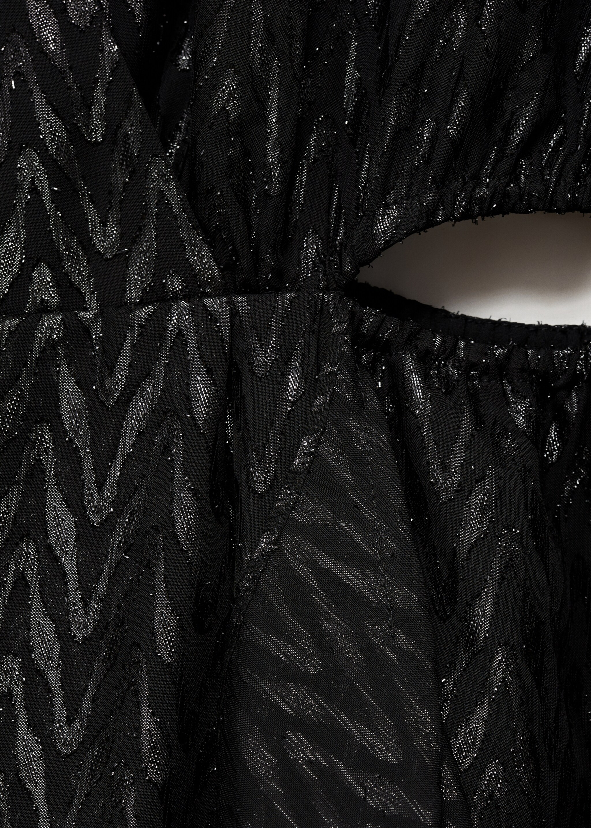 Wickelkleid mit Seitenschlitz - Detail des Artikels 8, Schwarz. Ref: 77099065-00.