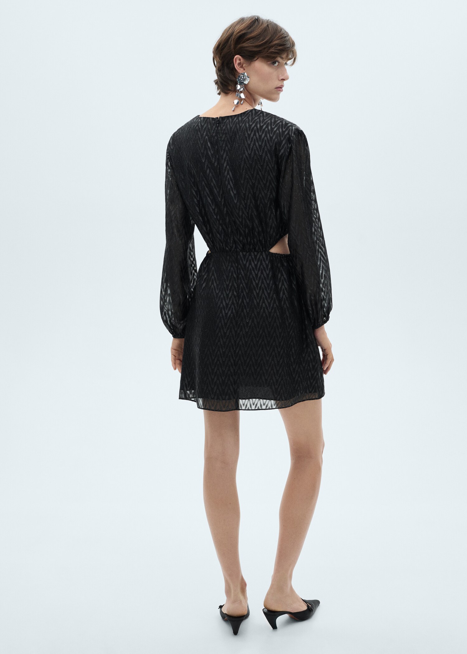 Vestit creuat obertures laterals - Revers de l'article
