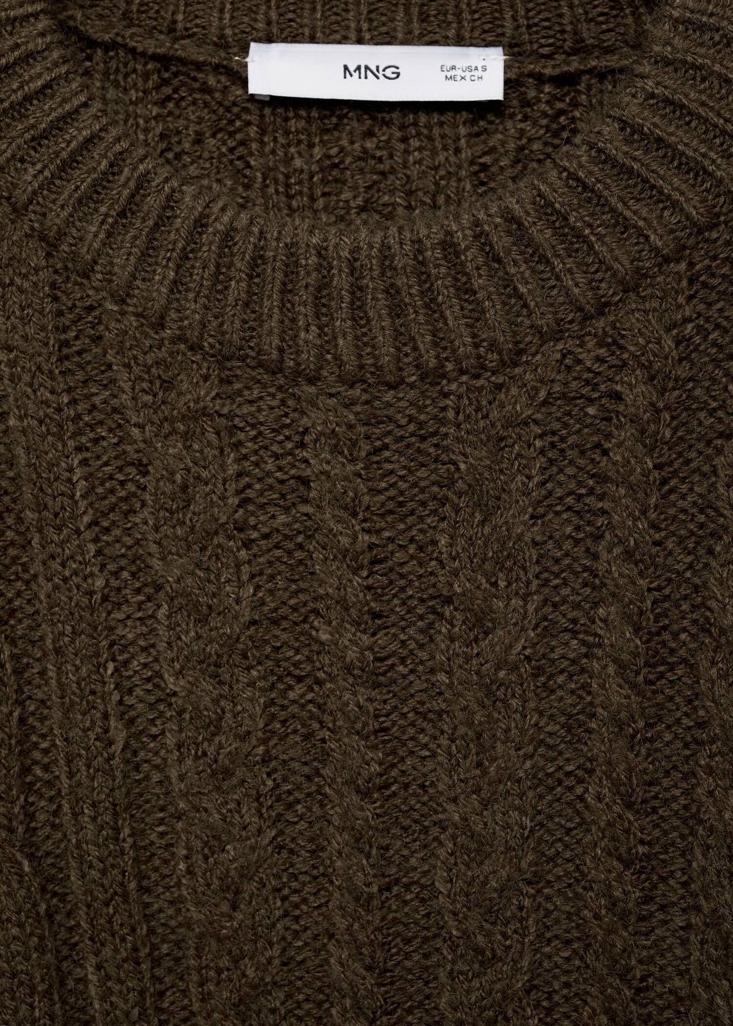 Strickkleid mit Zopfmuster - Detail des Artikels 8
