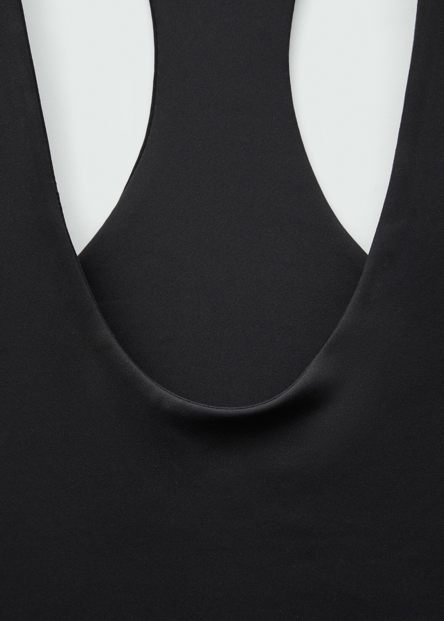 Low-neck bodysuit - Details of the article 8