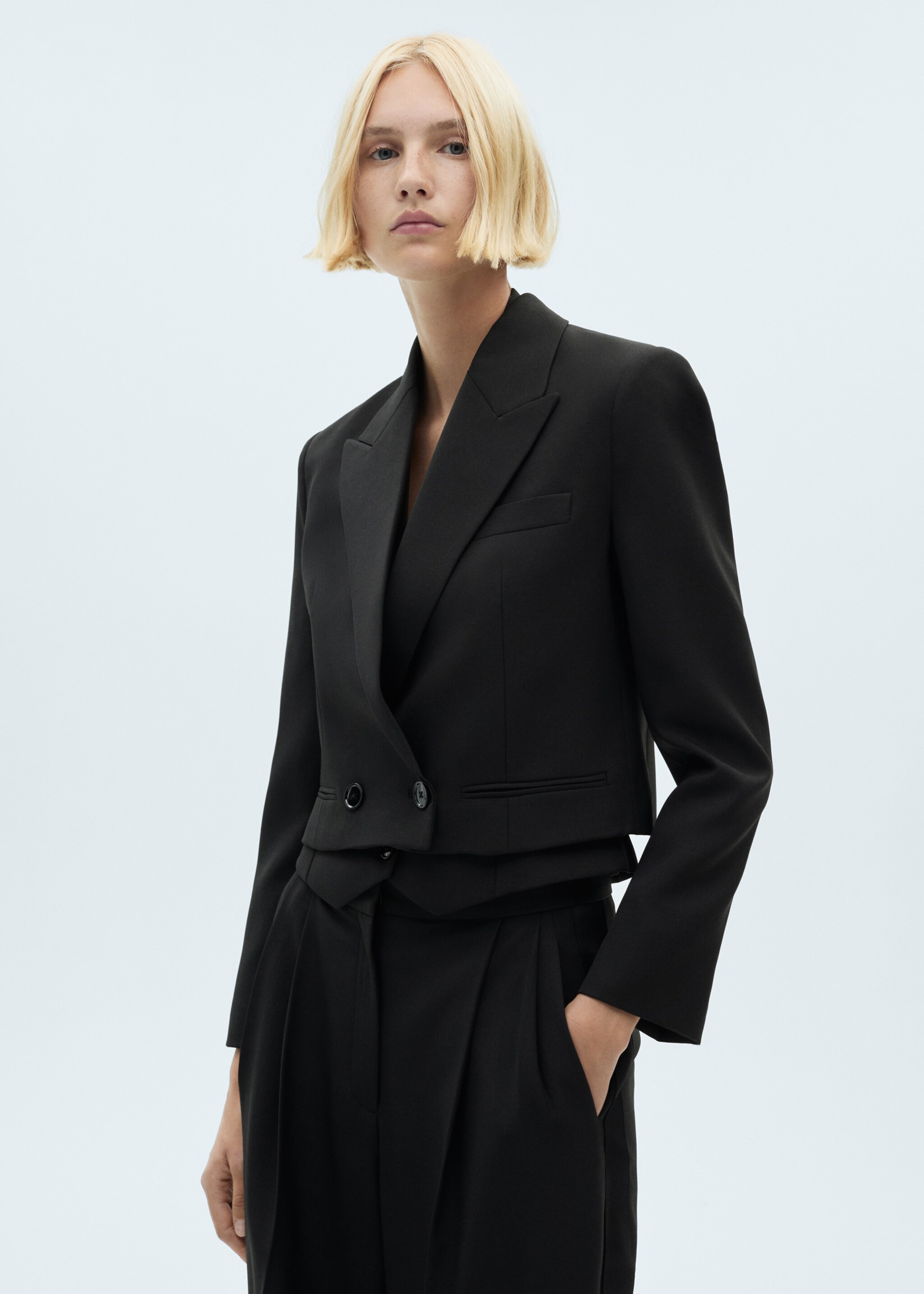 Double-breasted cropped jacket - Medium plane, Black. Ref: 77099238-00.