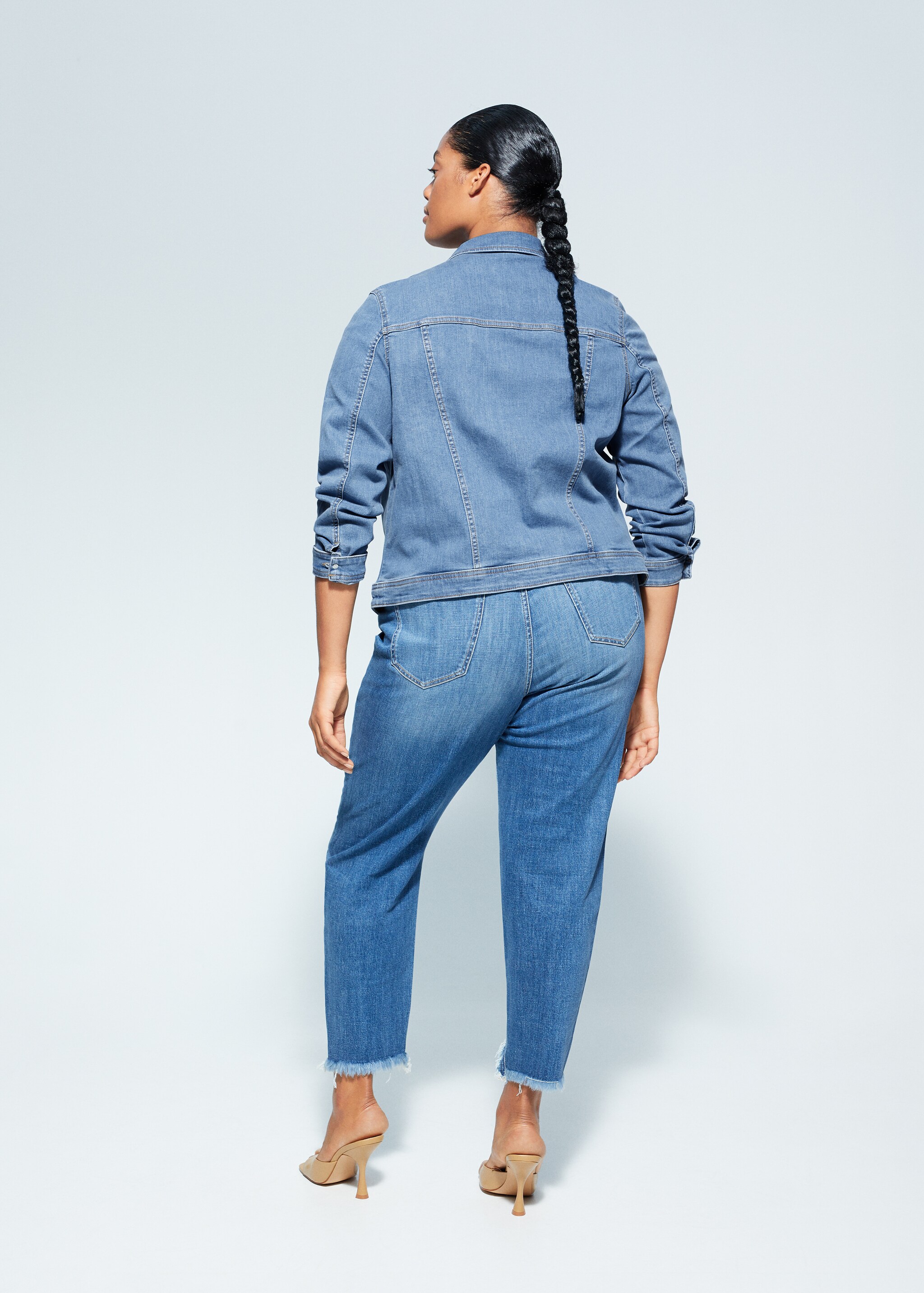 Cazadora denim lavado medio - Reverso del artículo