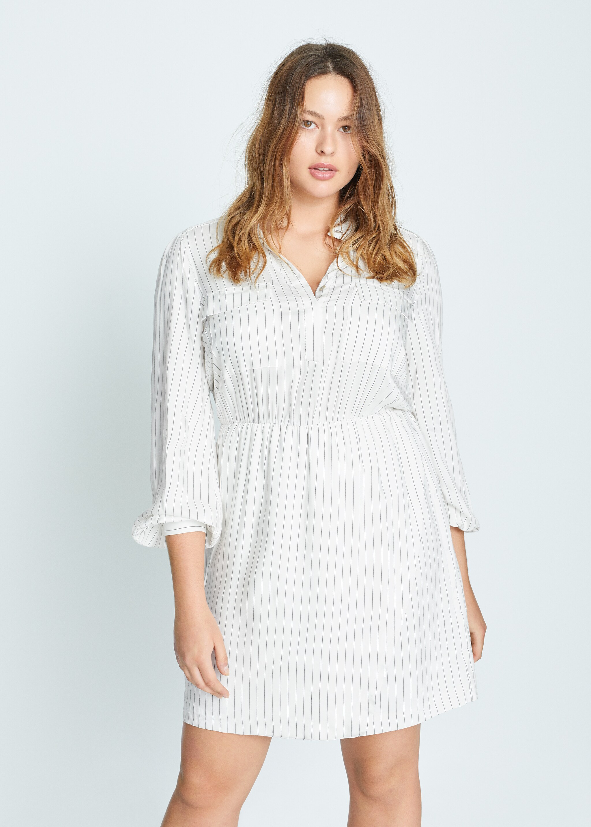Vestido camisero rayas - Plano medio