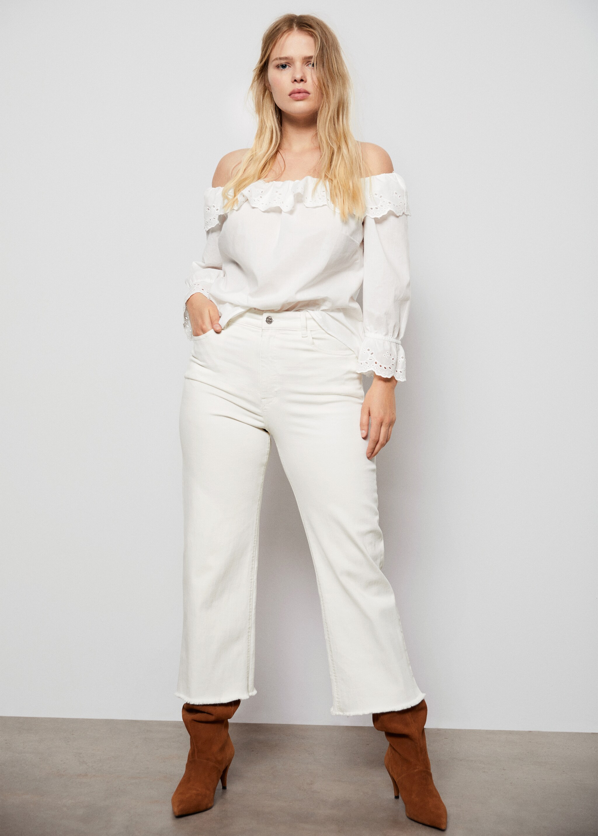 Blusa off-shoulder calada - Detalle del artículo 6