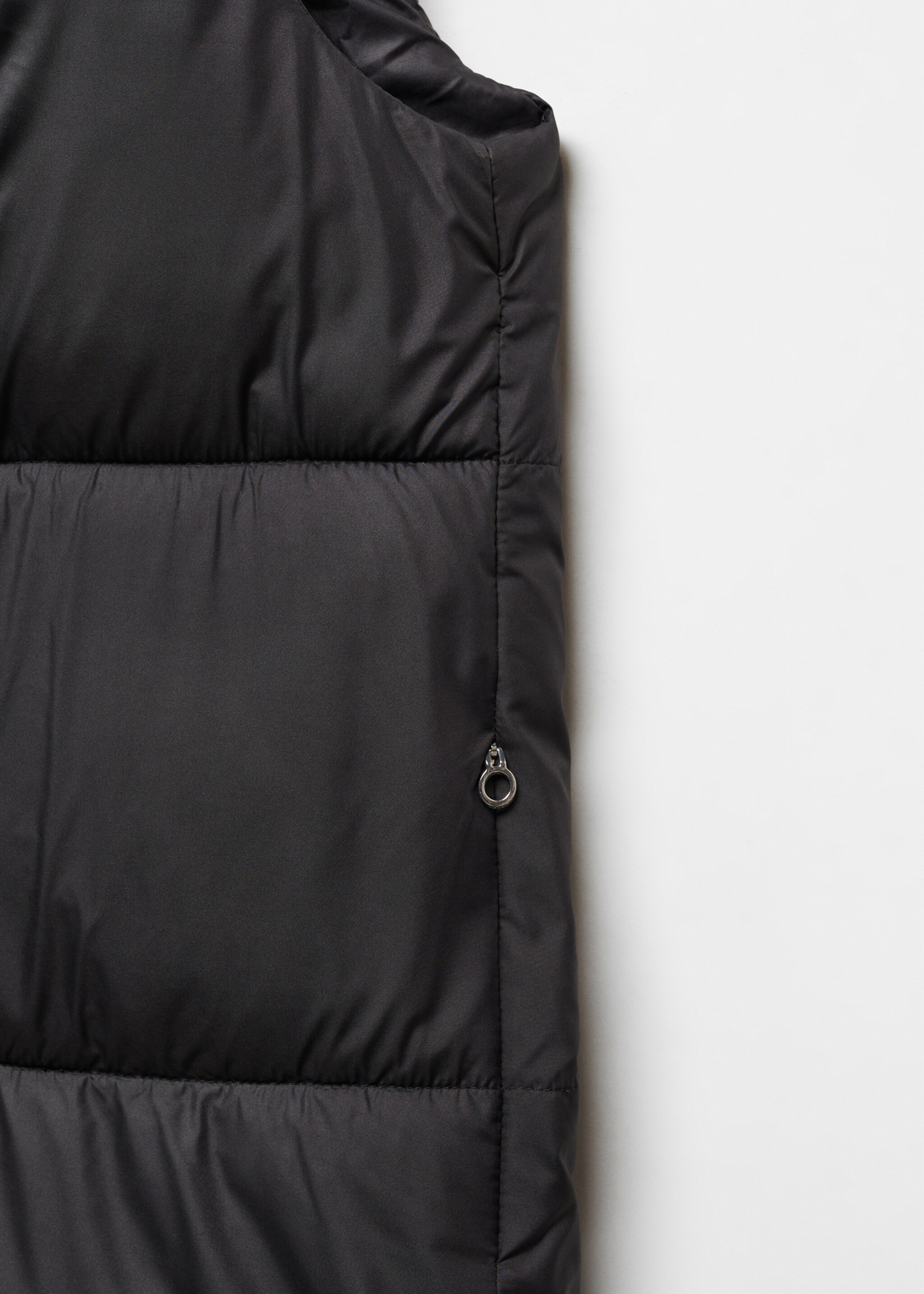 Lange Steppweste - Detail des Artikels 8, Schwarz. Ref: 77178265-00.