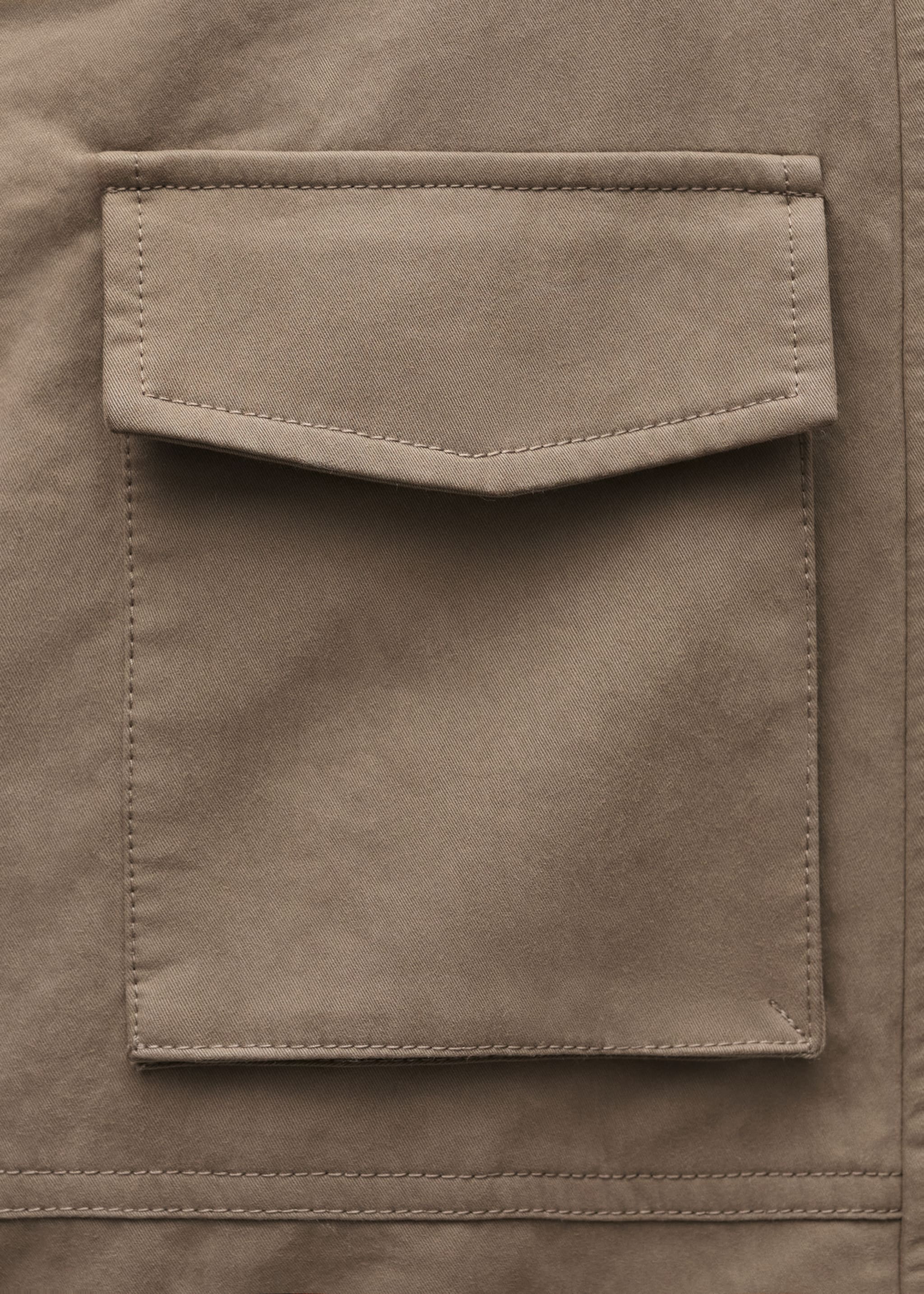 Turtleneck parka with pockets - Details of the article 0, Medium Brown. Ref: 77947938-00.