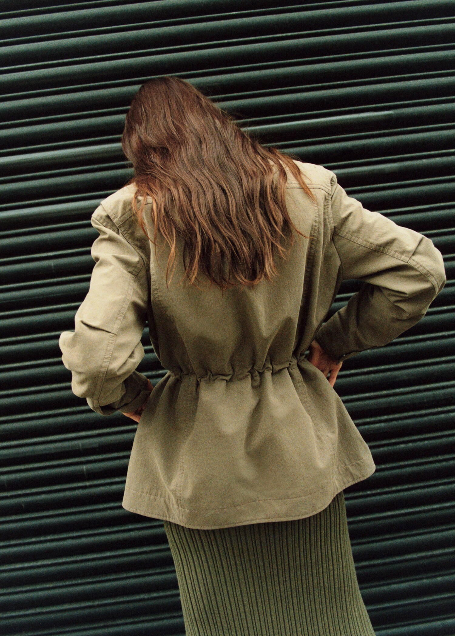 Parka bolsillos cuello alto - Detalle del artículo 5