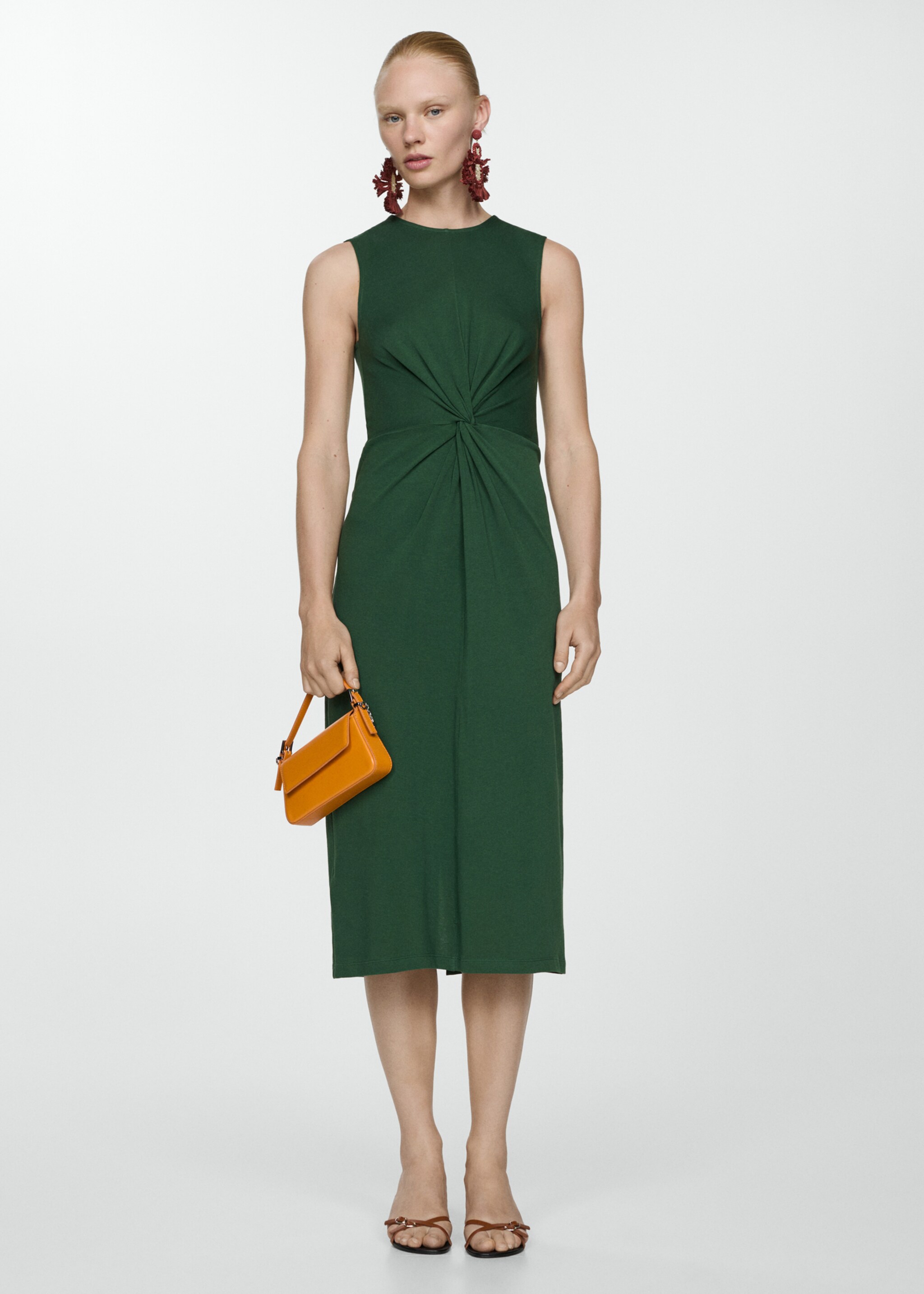 Vestido midi detalle drapeado - Plano general