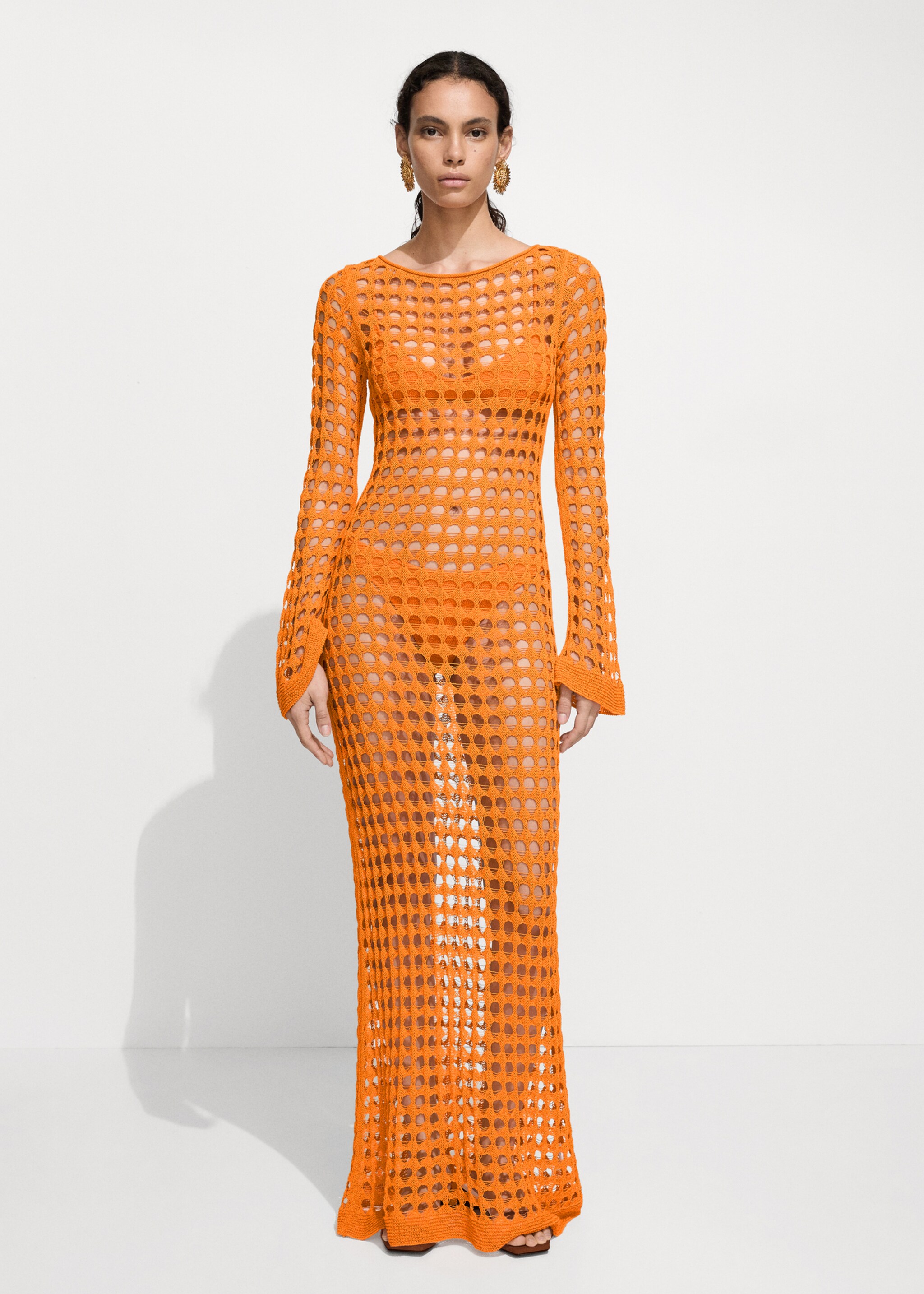 Long openwork knitted dress - General plane