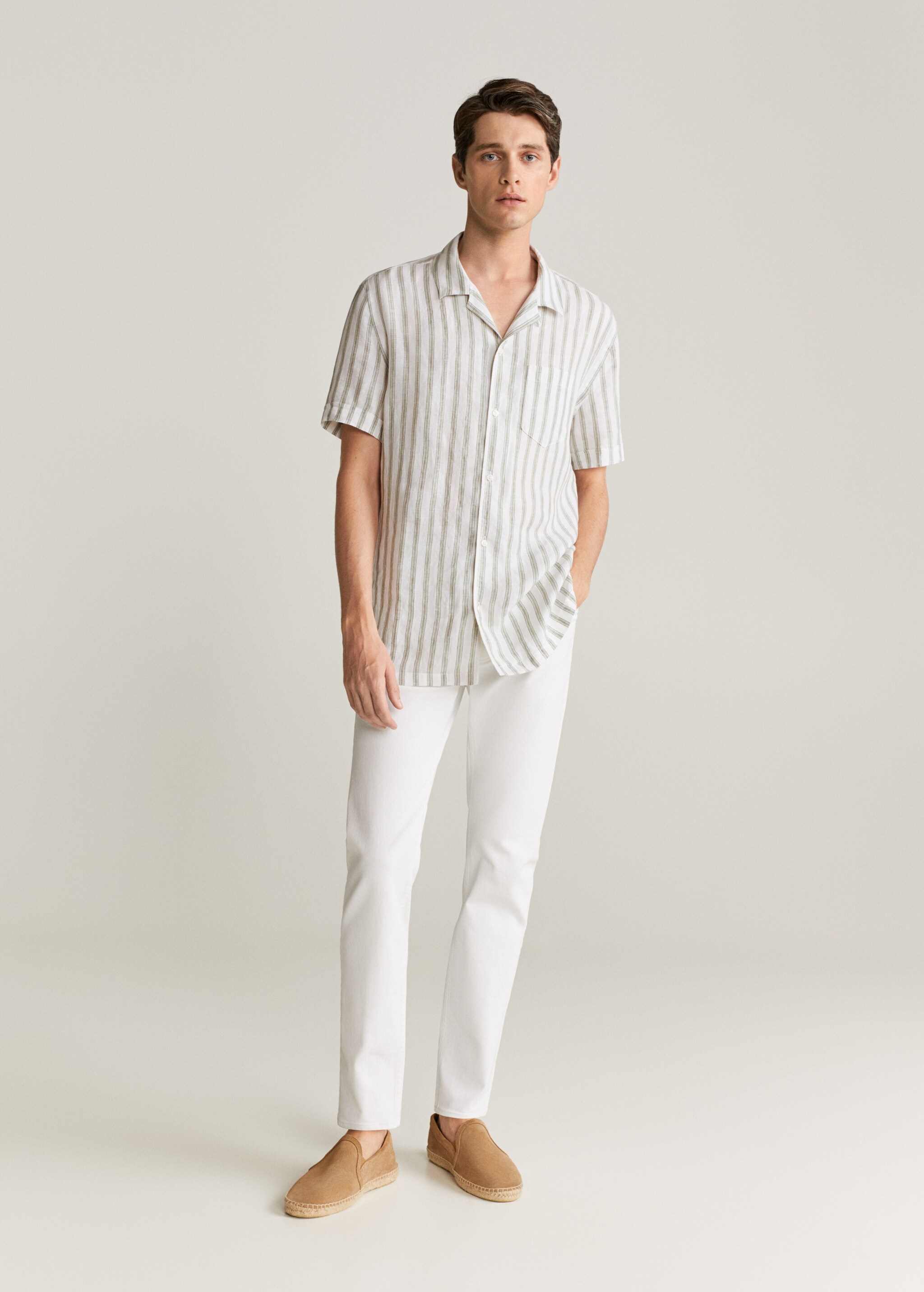 Camisa regular fit 100% lino rayas - Plano general