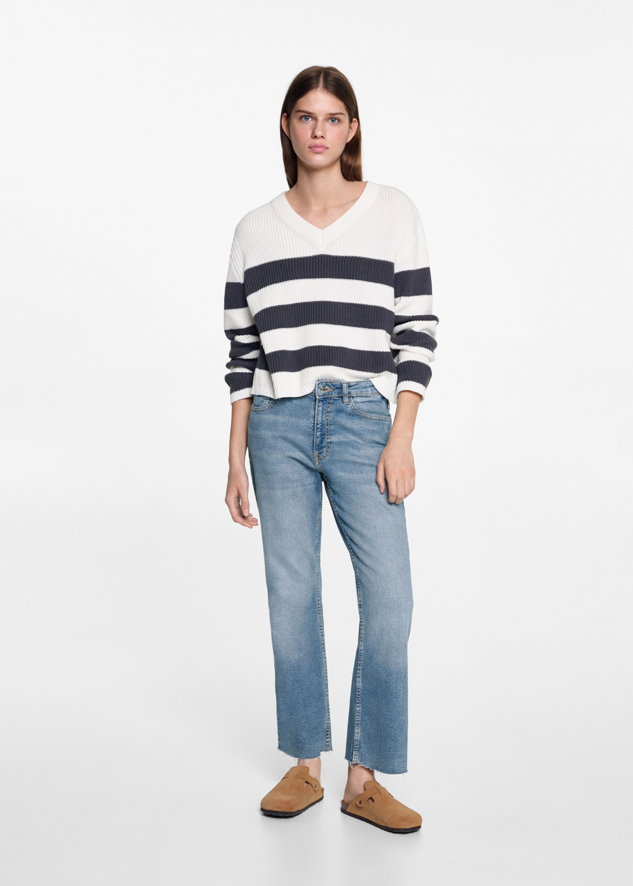 Flared finished jeans - General plane, Medium Blue. Ref: 77000617-00.