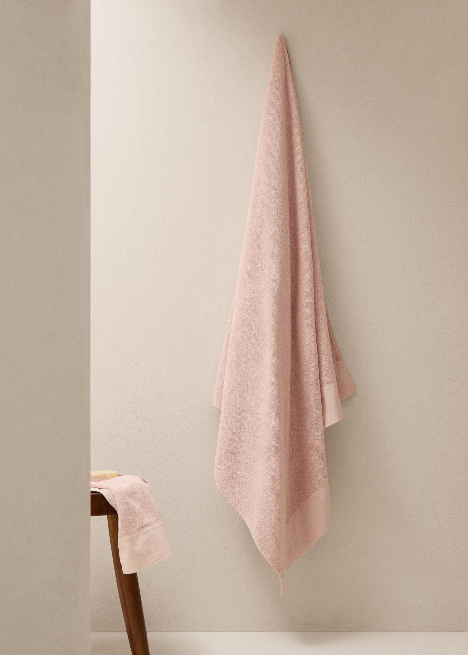 Textured cotton bath towel 90x150cm - General plane