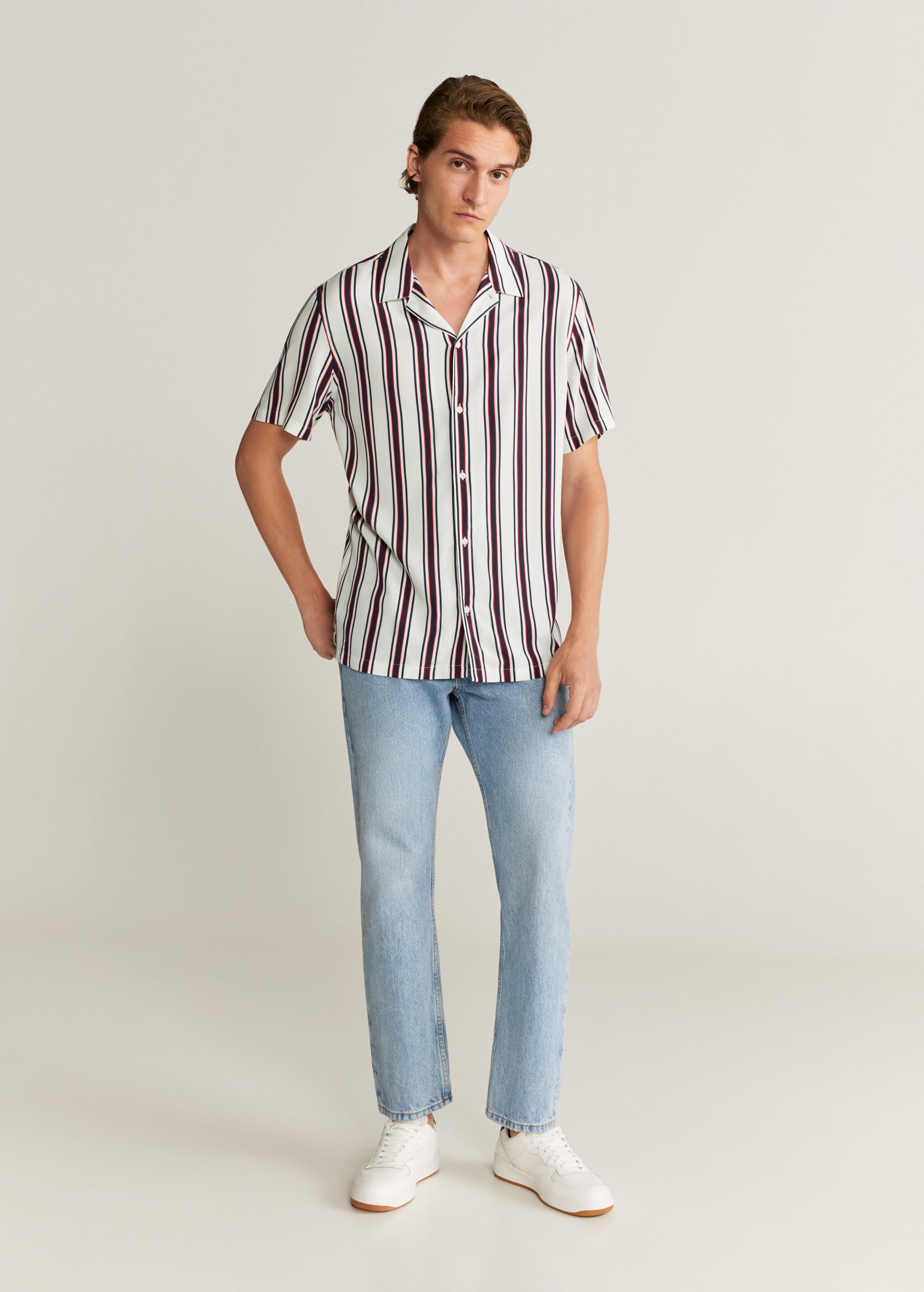 Regular fit flowy shirt - General plane