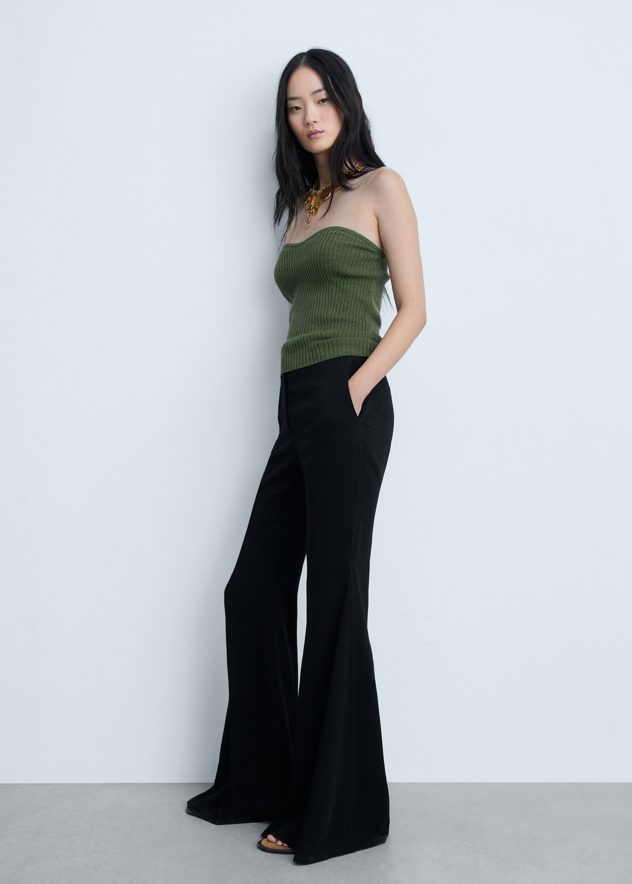 Pantalon maxi flare - Plan général, Noir. Ref: 77004798-00.