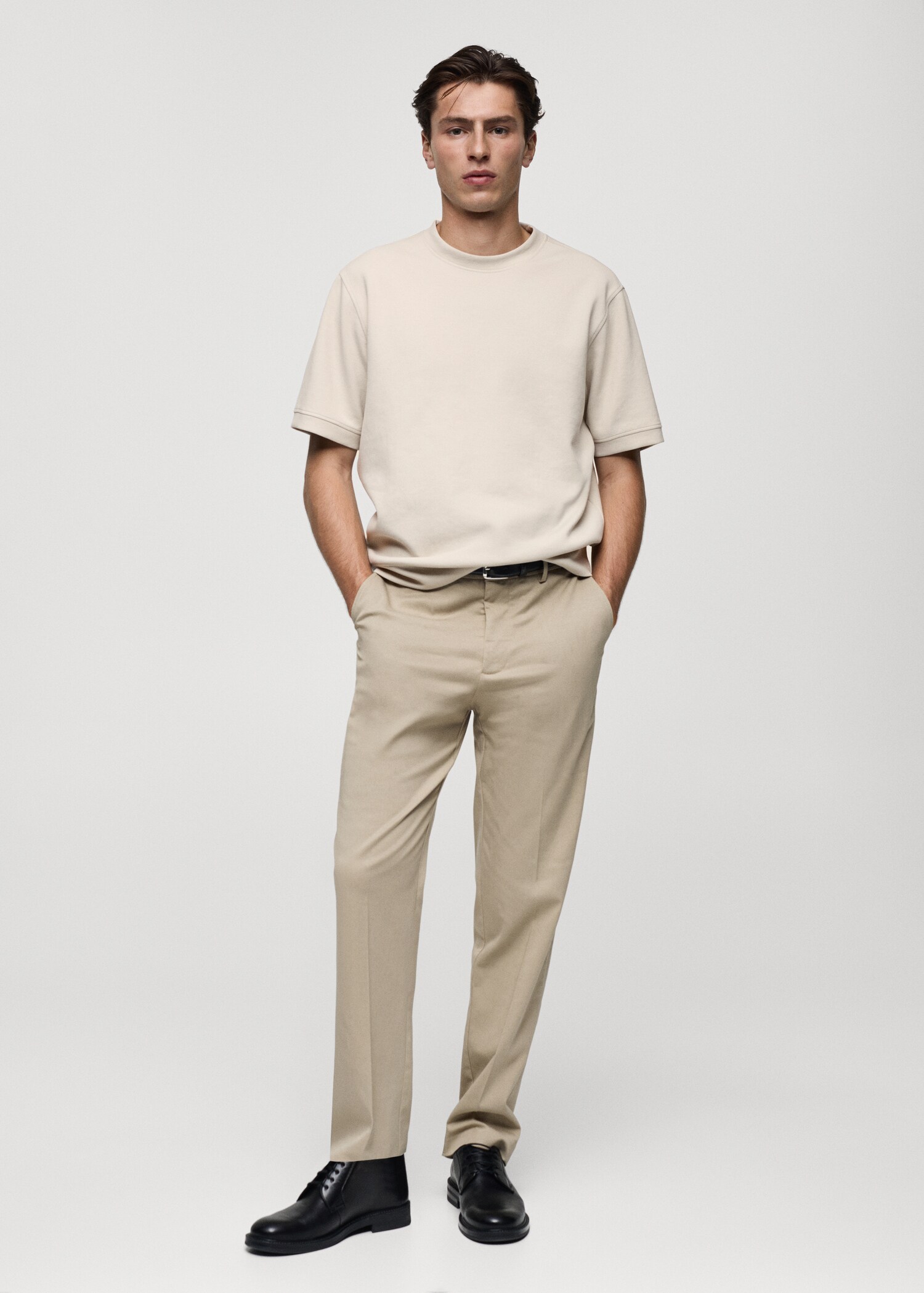 T-shirt com tecido de sweatshirt regular fit - Plano geral