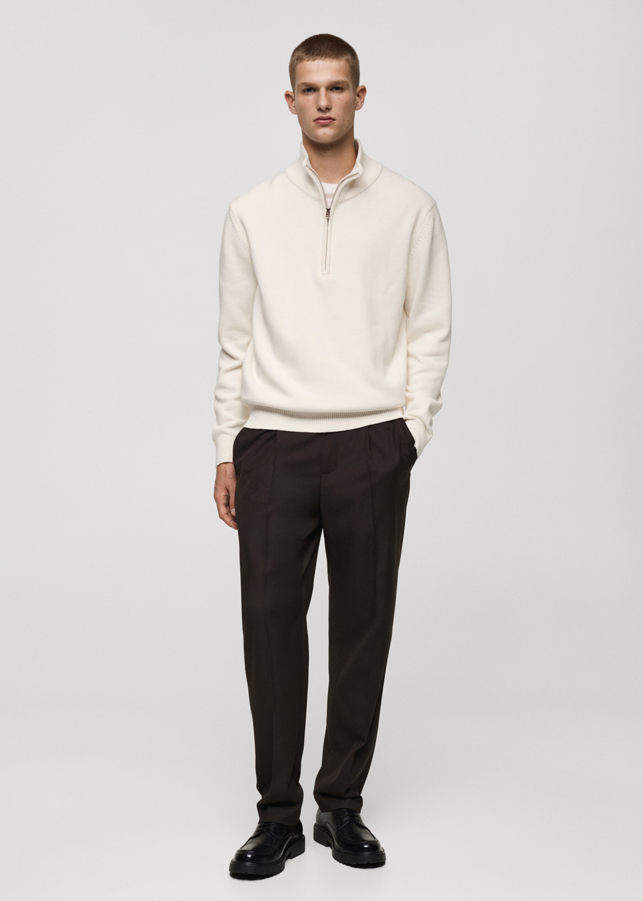 Medium-knit sweater with zip-up perkins neck - General plane, Off White. Ref: 77005985-00.