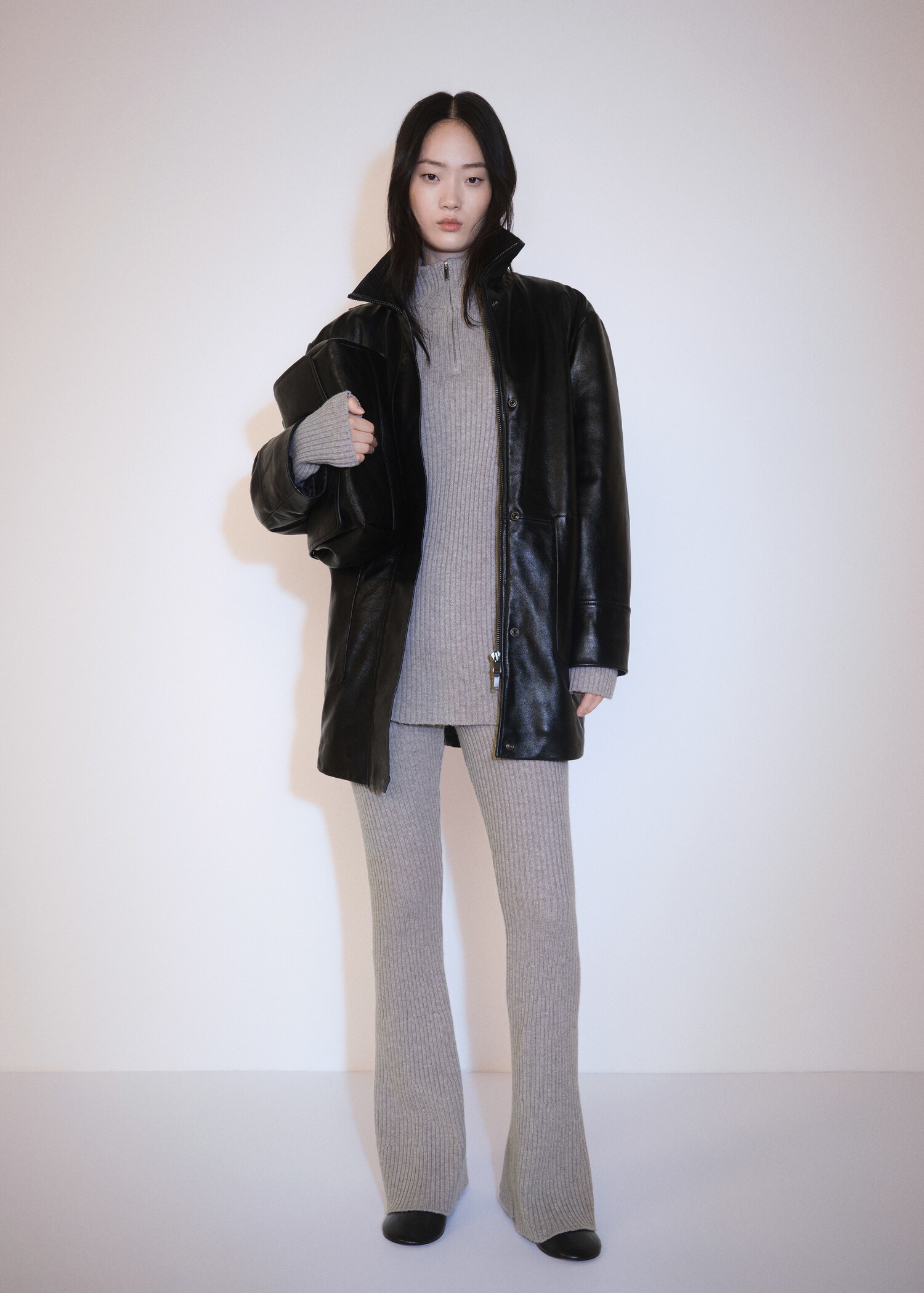 Gerippter Pullover mit Reißverschluss - Allgemeine Ansicht