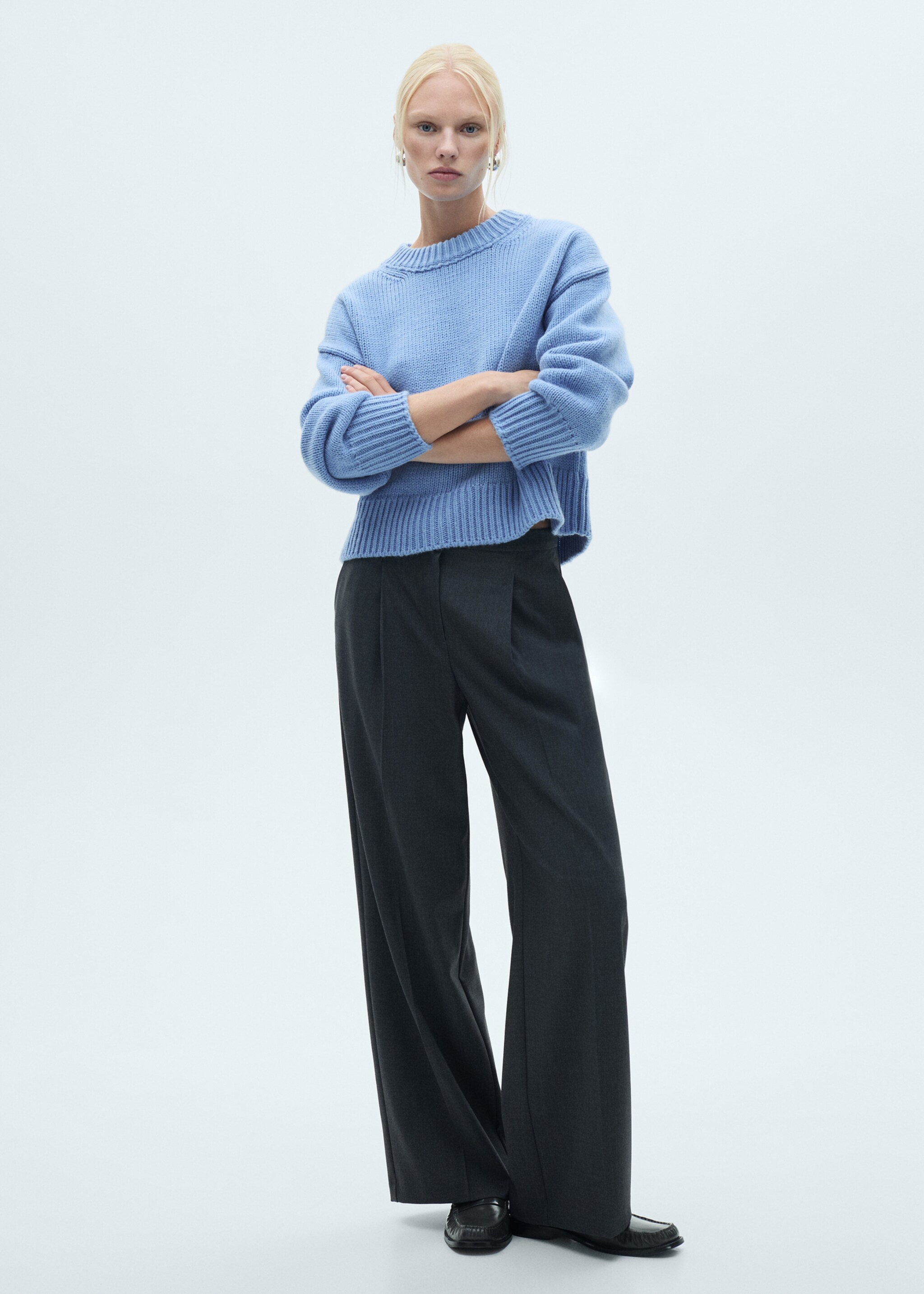 Round-neck knitted sweater - General plane, Sky Blue. Ref: 77007734-00.