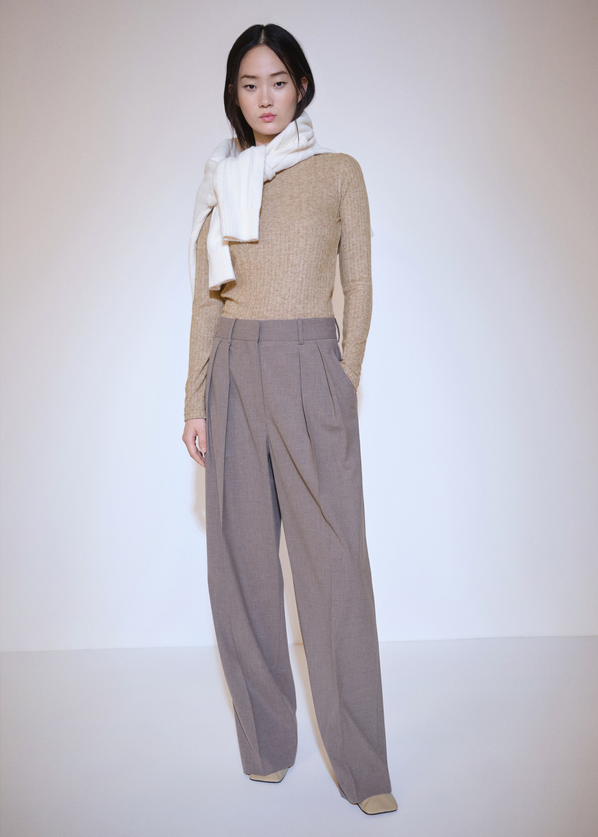 Long-sleeved pointelle t-shirt - General plane, Light/Pastel Brown. Ref: 77008270-00.