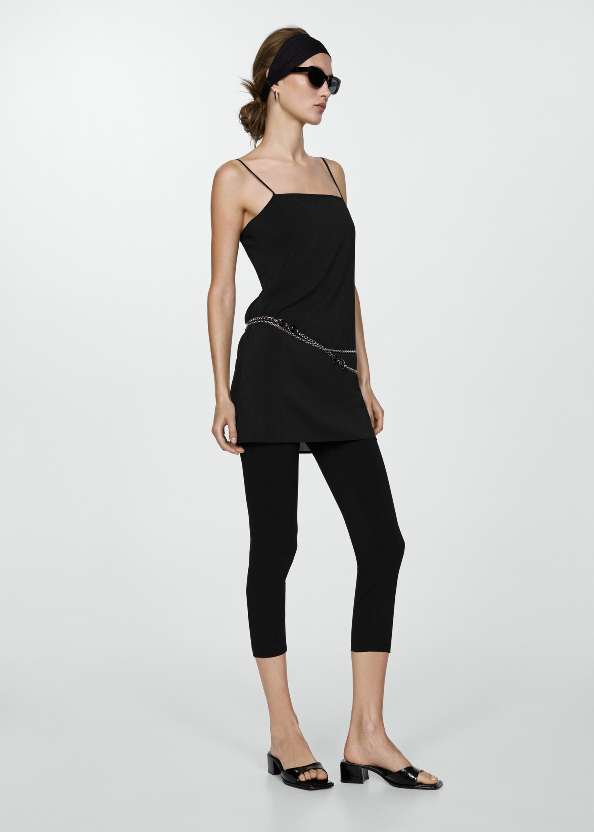 Slingback sandaal met lakleereffect - Overzichtstekening, Zwart. Ref: 77010270-00.