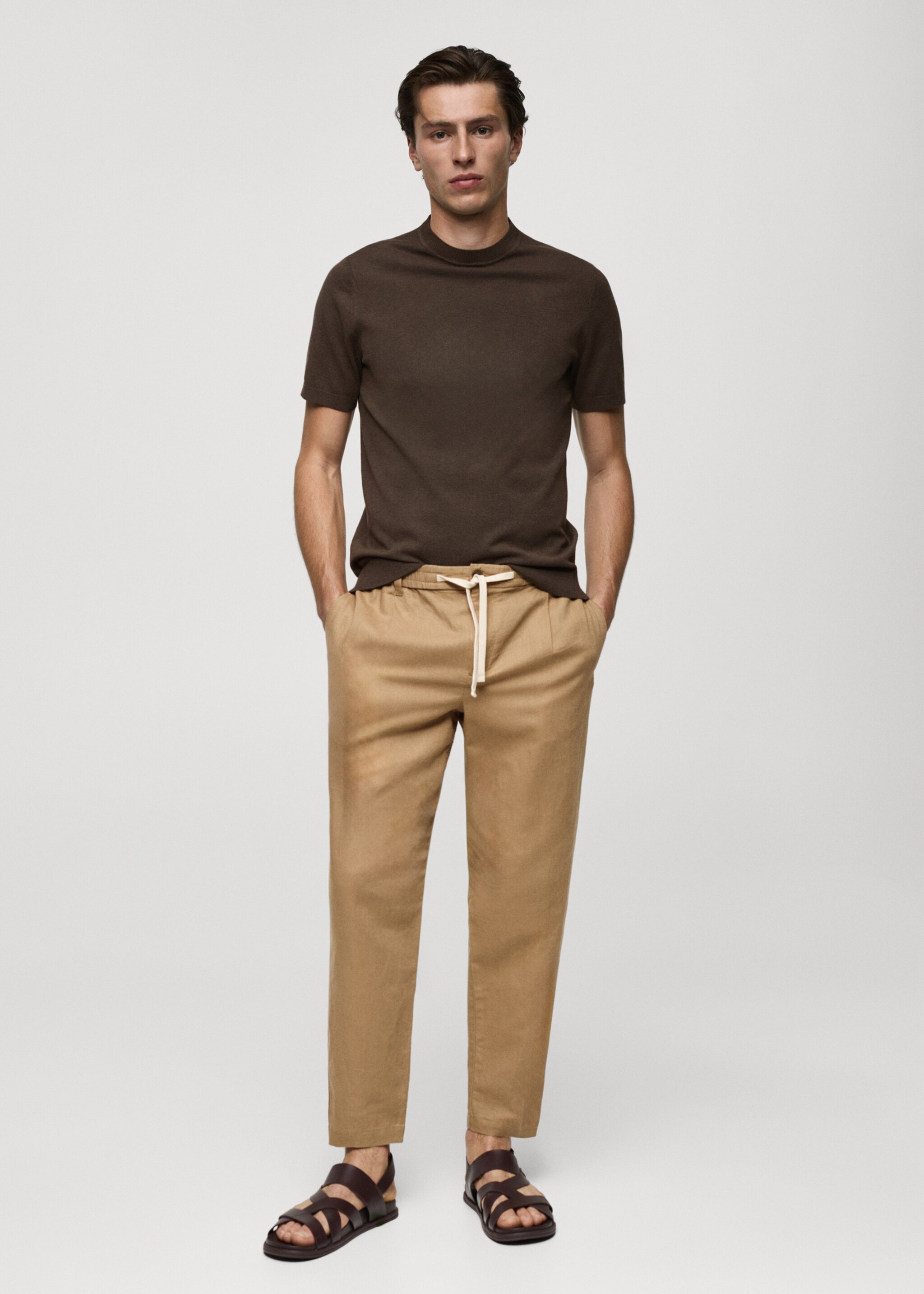 Slim-fit trousers with drawstring - General plane, Tobacco Brown. Ref: 77010569-00.