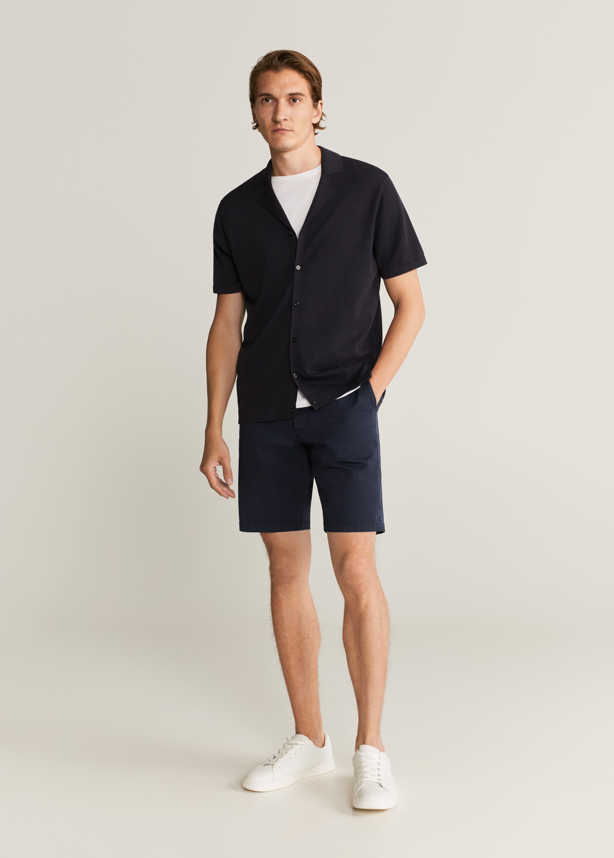 Bavlněné bermudy chino slim fit - Celkový náhled