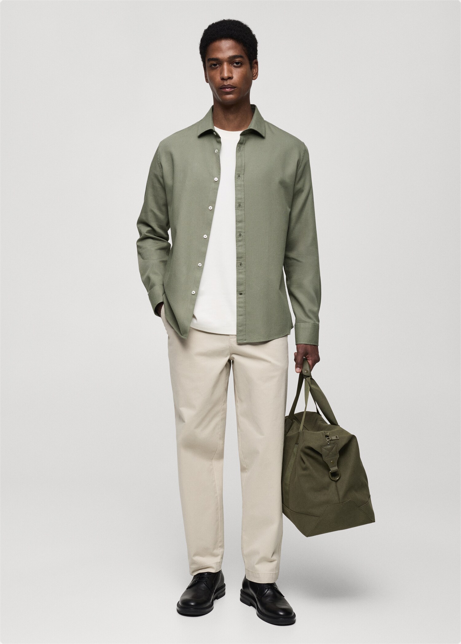 100% cotton regular-fit shirt - General plane