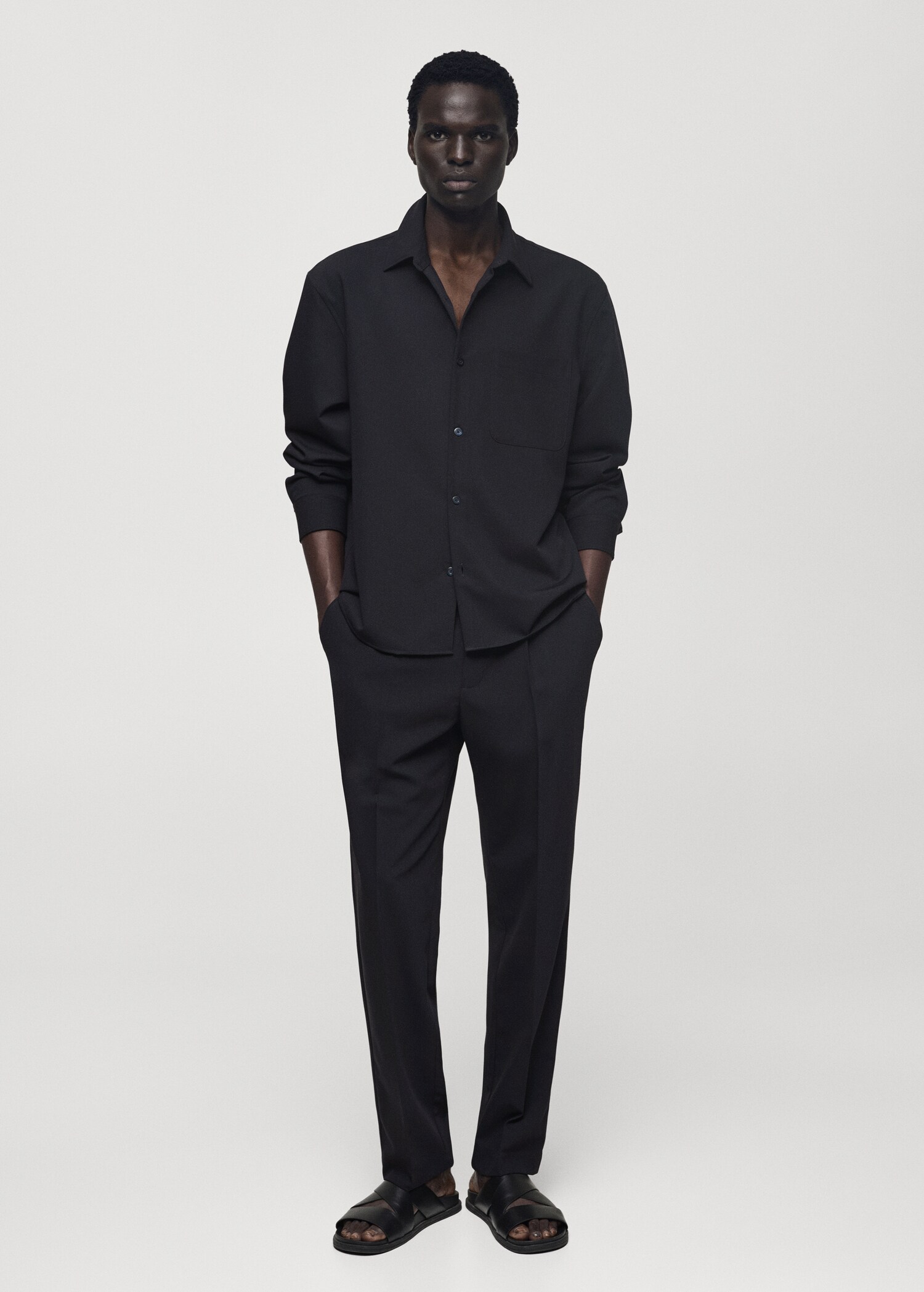 Regular-fit shirt with pocket - Plan général